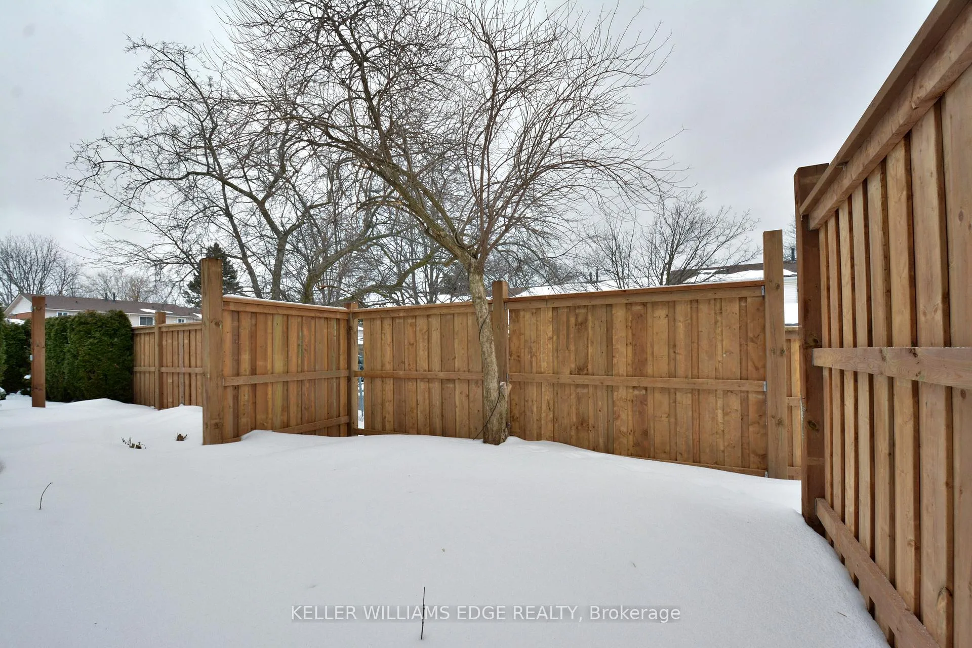 Photo 21 of Unit 5, 120 Quigley Road, Hamilton, Vincent — HOMEH