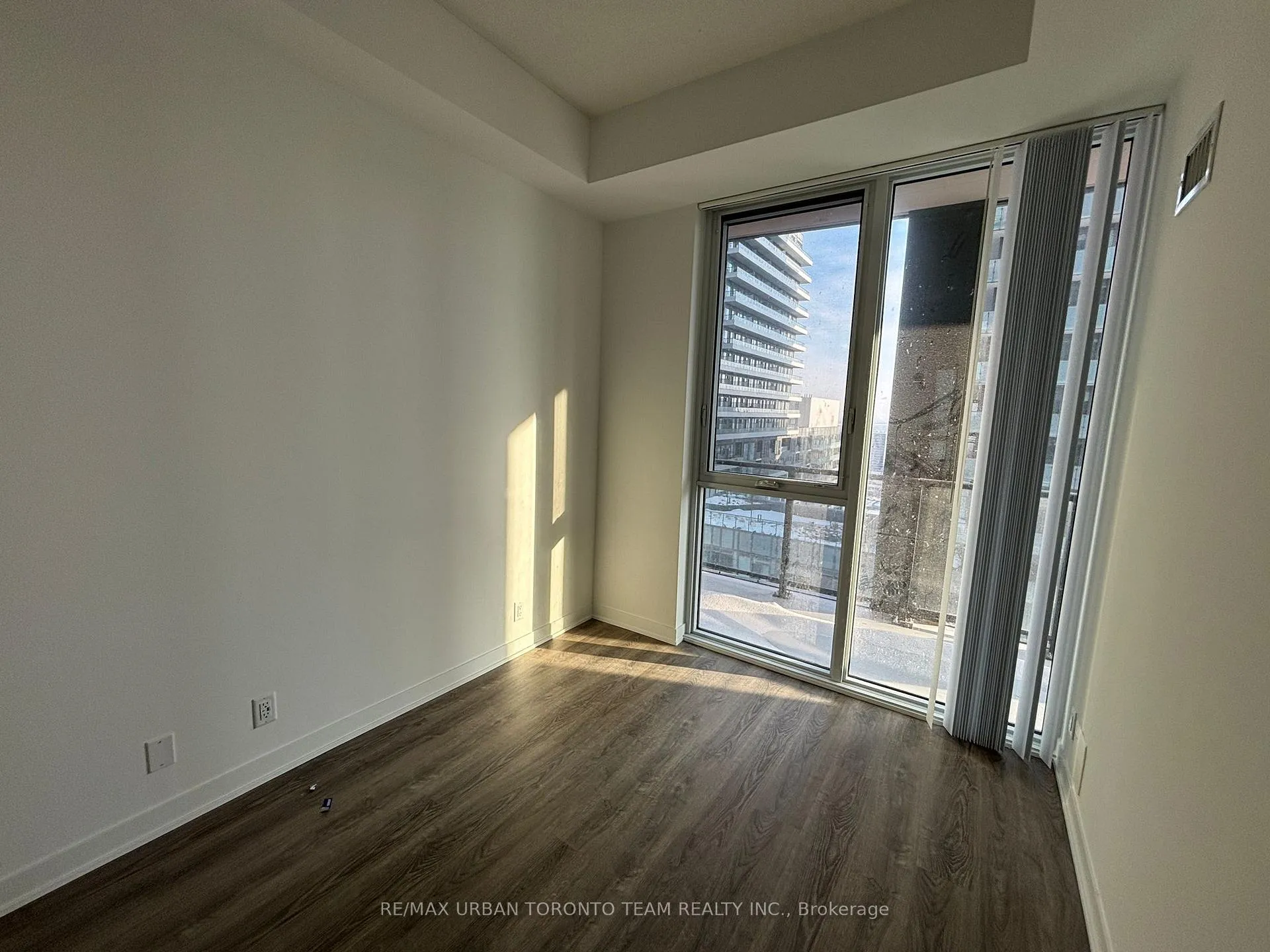 Photo 9 of Unit 2507, 180 Front Street E, Toronto, Moss Park — HOMEH