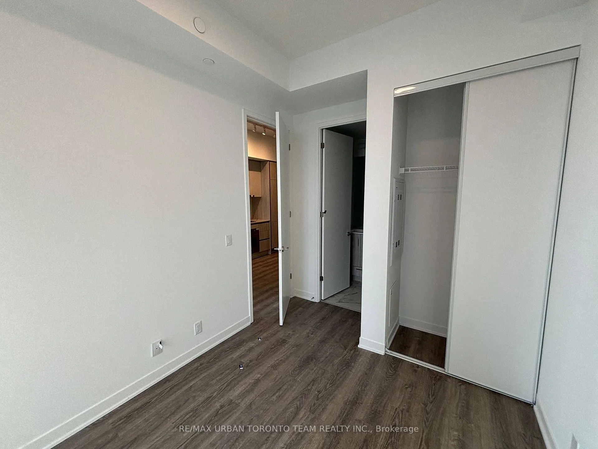Photo 10 of Unit 2507, 180 Front Street E, Toronto, Moss Park — HOMEH