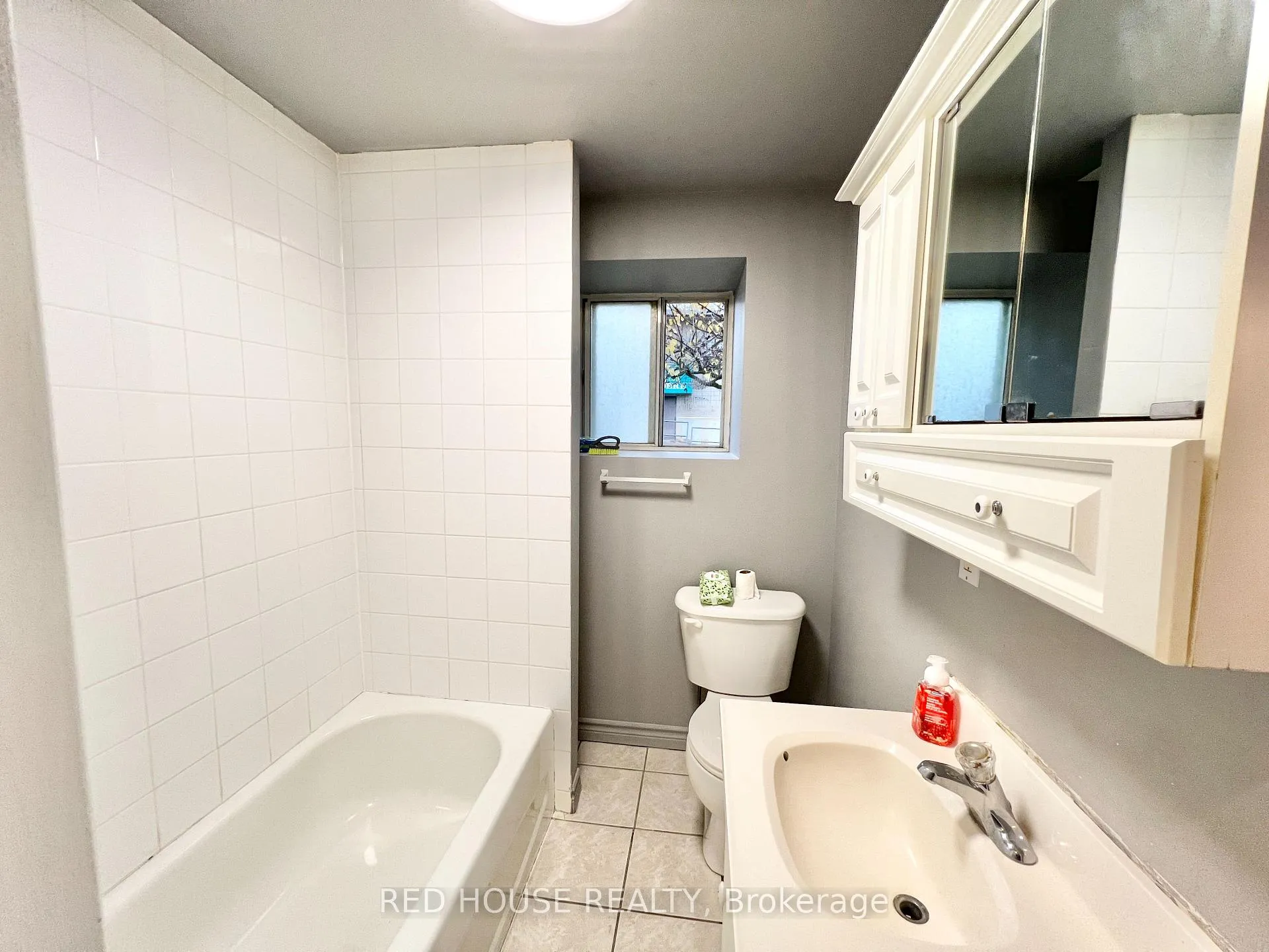 Photo 9 of Unit #1, 55 John Street, Thorold, Thorold Downtown — HOMEH