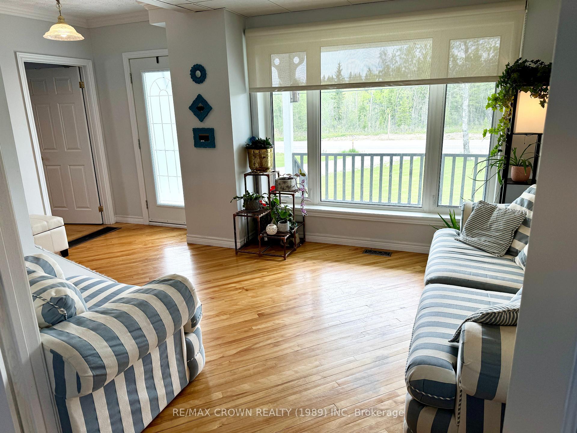 Photo 16 of 298 Government Road E, Kapuskasing — HOMEH