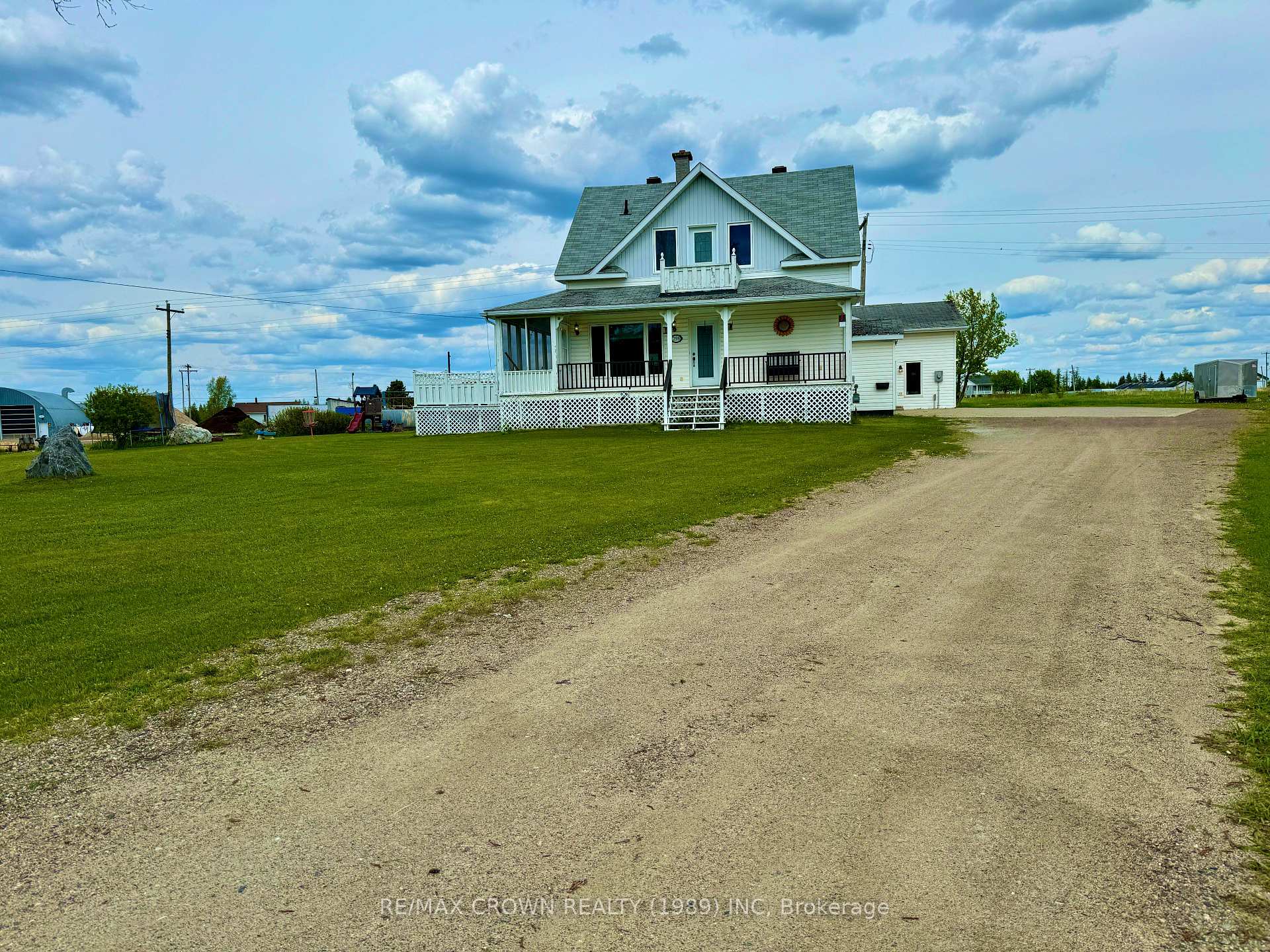 Photo 38 of 298 Government Road E, Kapuskasing — HOMEH