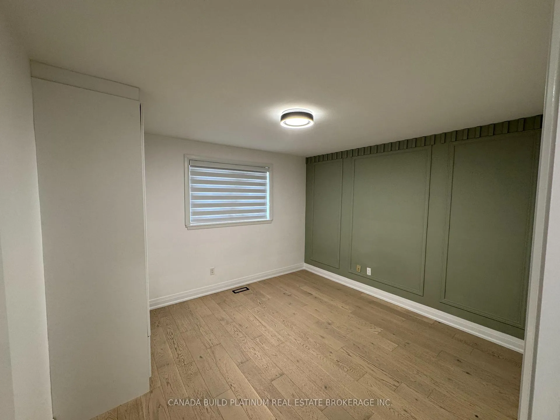 Photo 10 of 288 Jeffcoat Drive, Etobicoke, West Humber-Clairville — HOMEH
