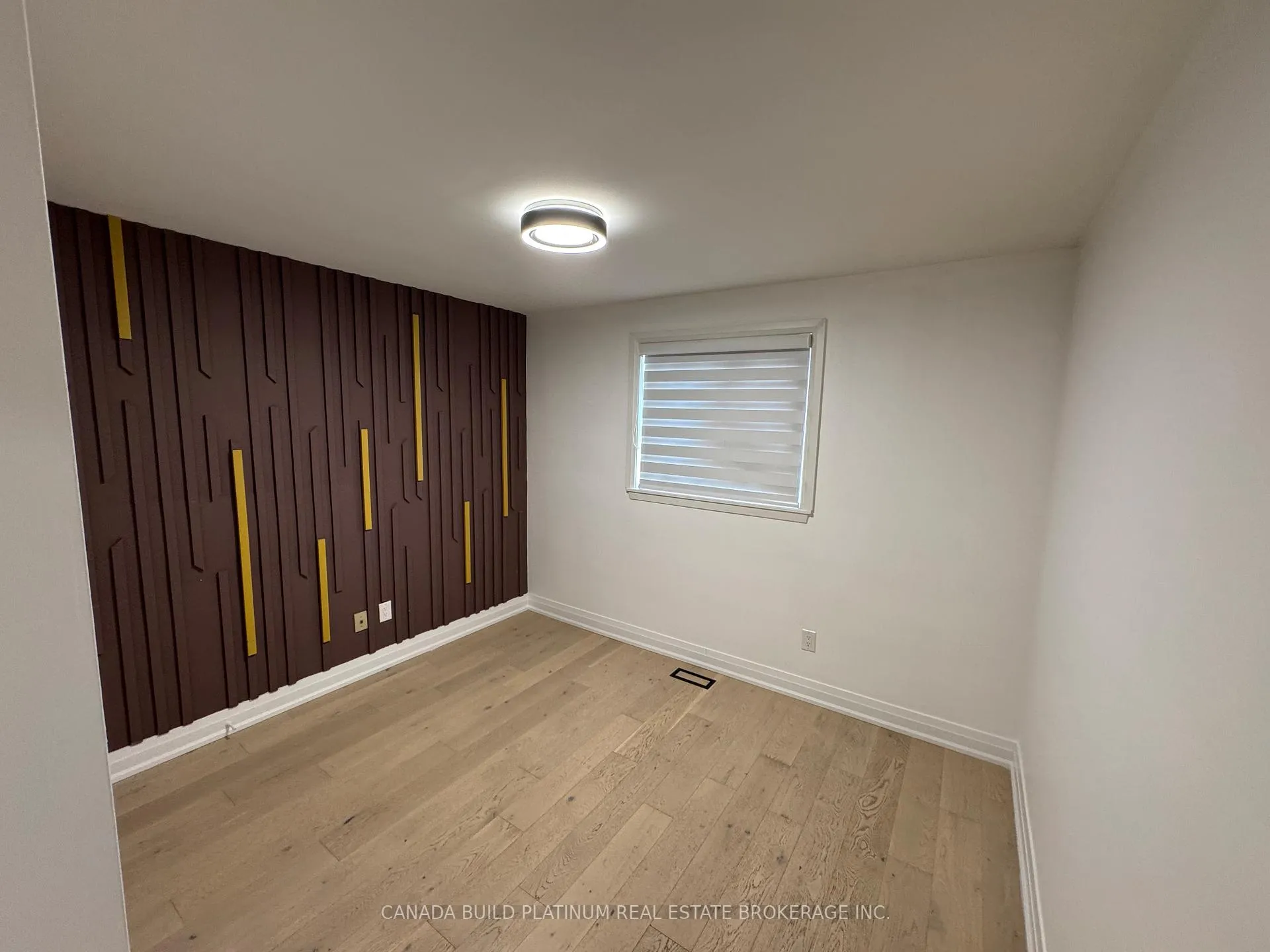 Photo 12 of 288 Jeffcoat Drive, Etobicoke, West Humber-Clairville — HOMEH