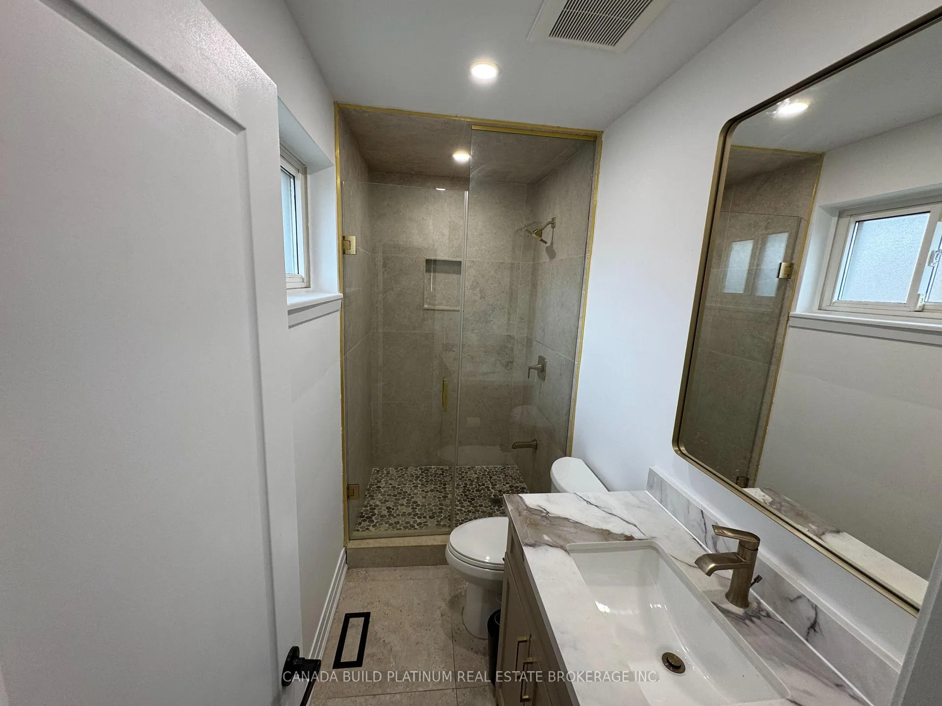 Photo 15 of 288 Jeffcoat Drive, Etobicoke, West Humber-Clairville — HOMEH