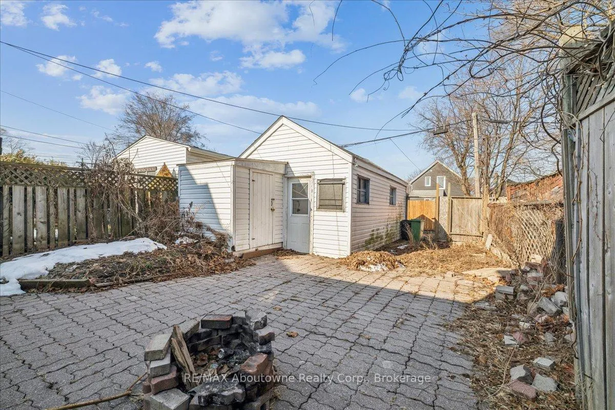 Photo 39 of 93 Graham Avenue N, Hamilton, Crown Point — HOMEH