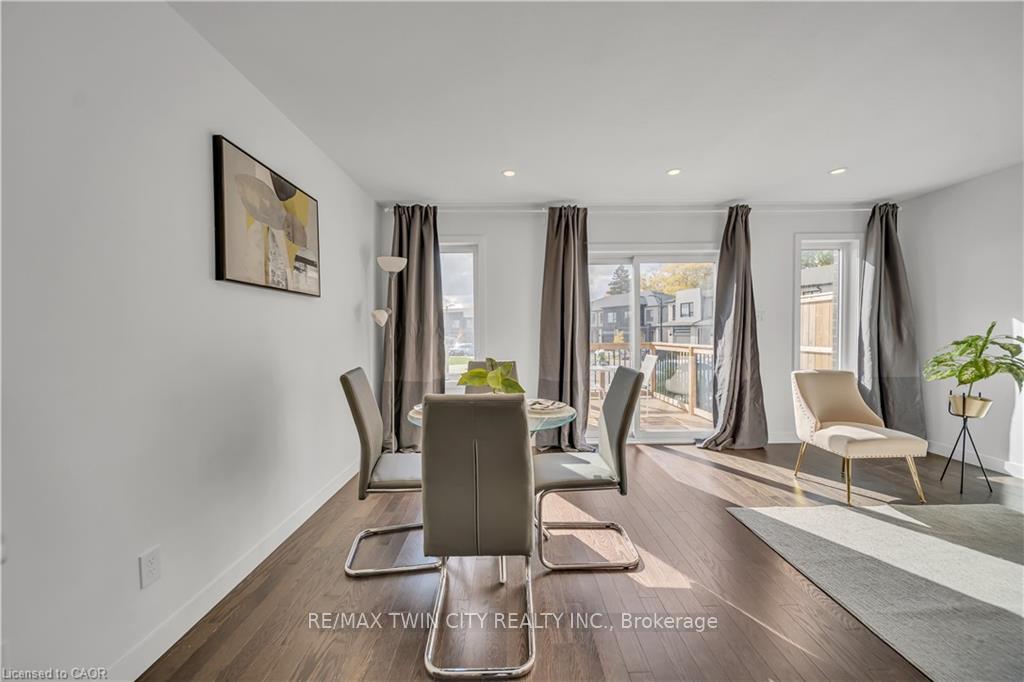 Photo 14 of 109 Pony Way, Kitchener — HOMEH