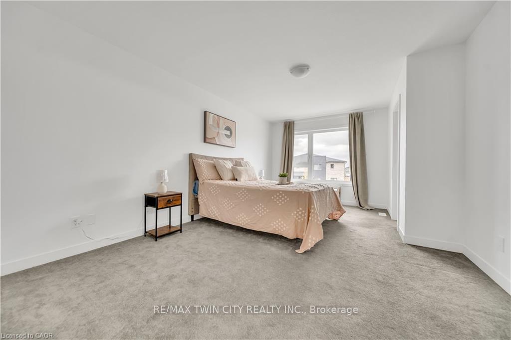 Photo 19 of 109 Pony Way, Kitchener — HOMEH