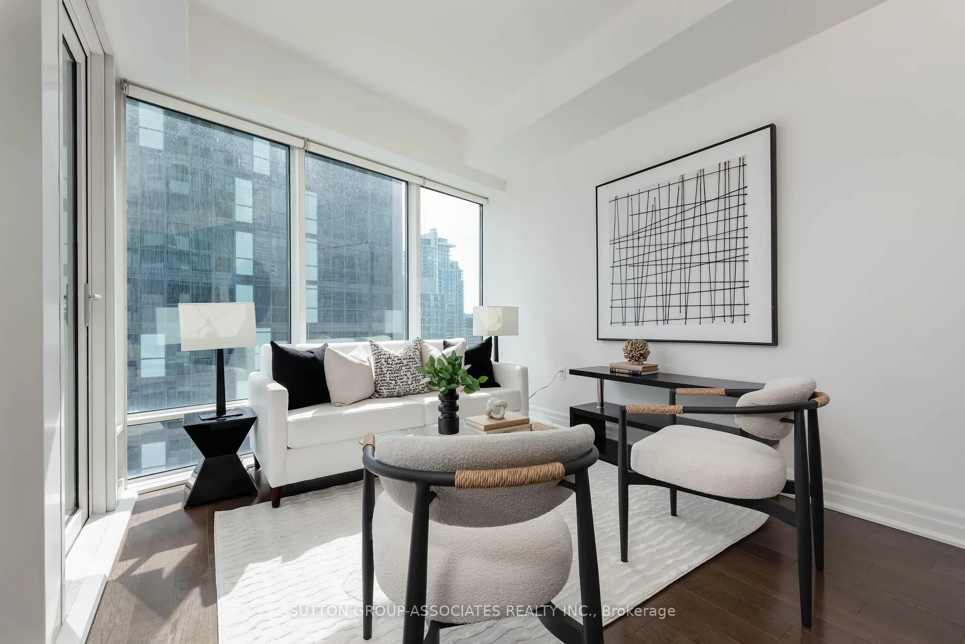 Photo 8 of Unit 3212, 8 The Esplanade Avenue, Toronto, Waterfront Communities — HOMEH