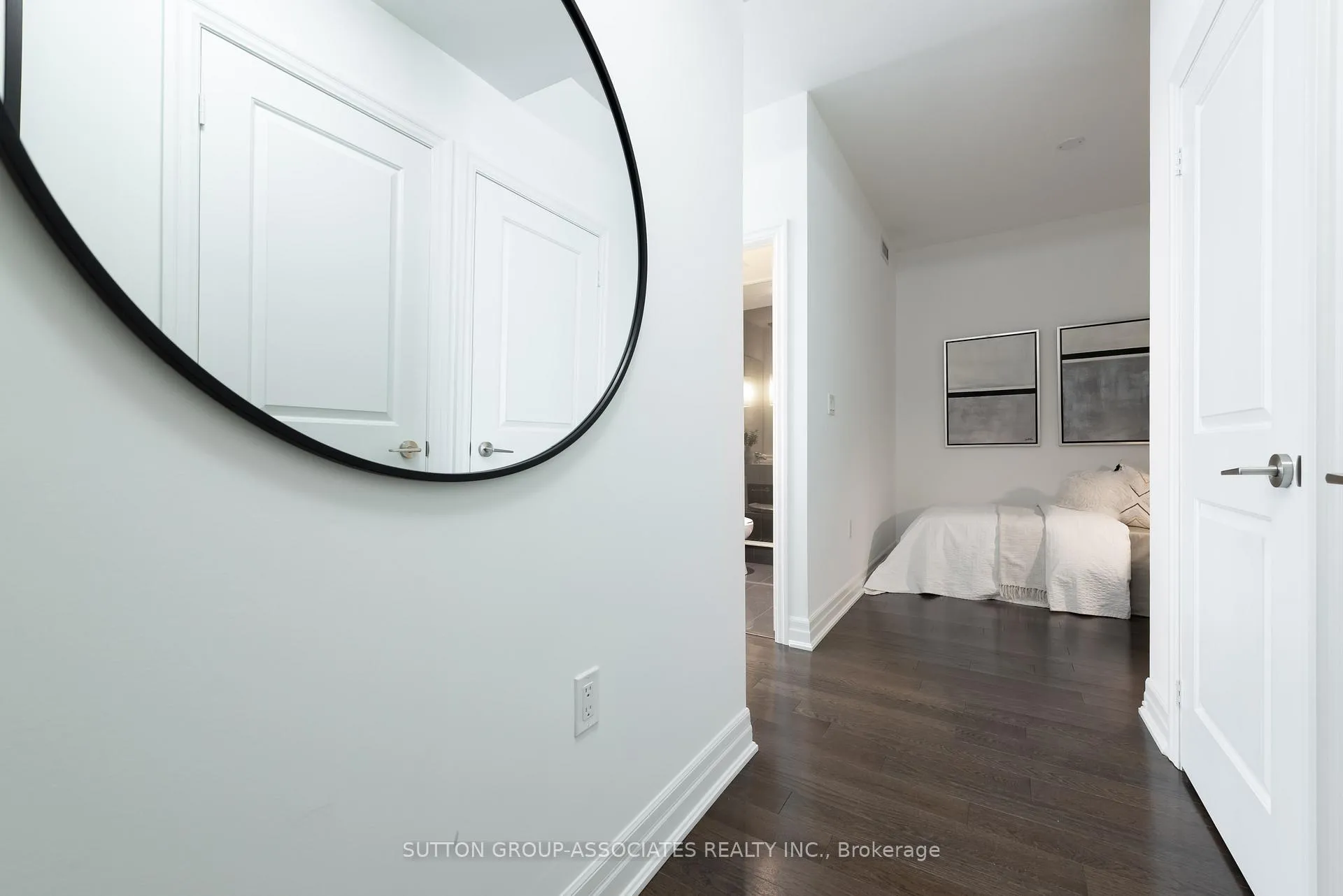 Photo 11 of Unit 3212, 8 The Esplanade Avenue, Toronto, Waterfront Communities — HOMEH
