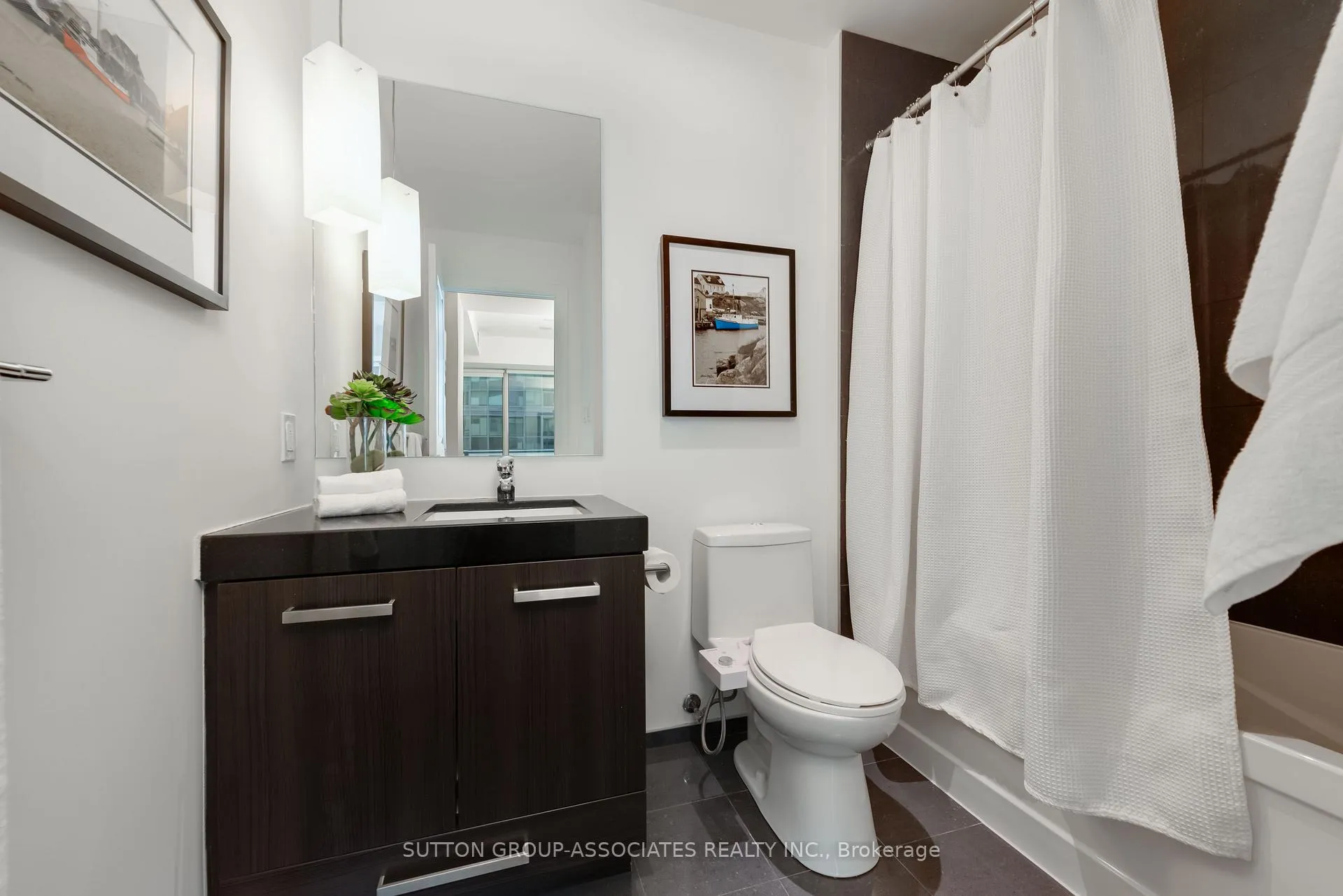 Photo 15 of Unit 3212, 8 The Esplanade Avenue, Toronto, Waterfront Communities — HOMEH