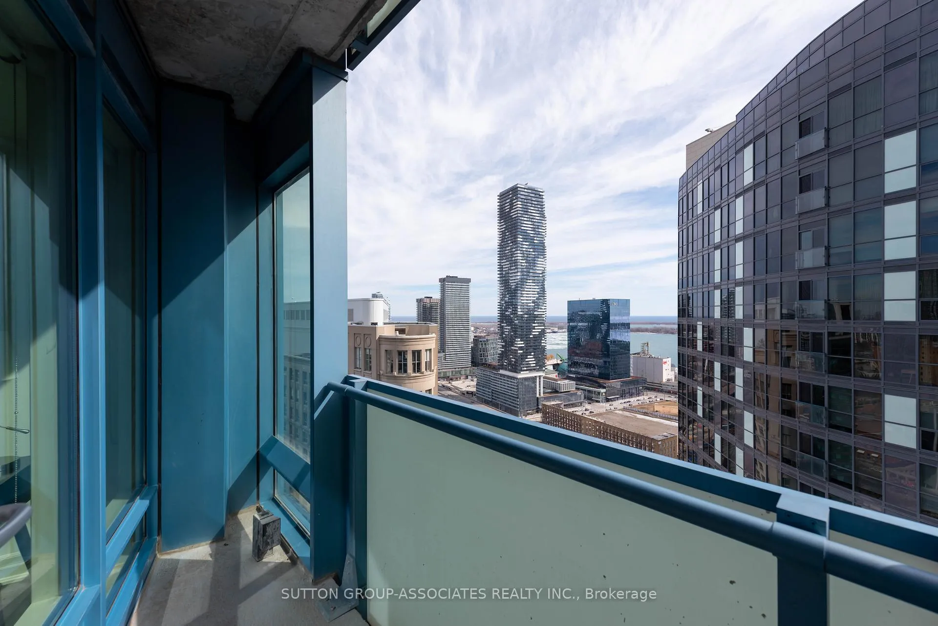Photo 16 of Unit 3212, 8 The Esplanade Avenue, Toronto, Waterfront Communities — HOMEH