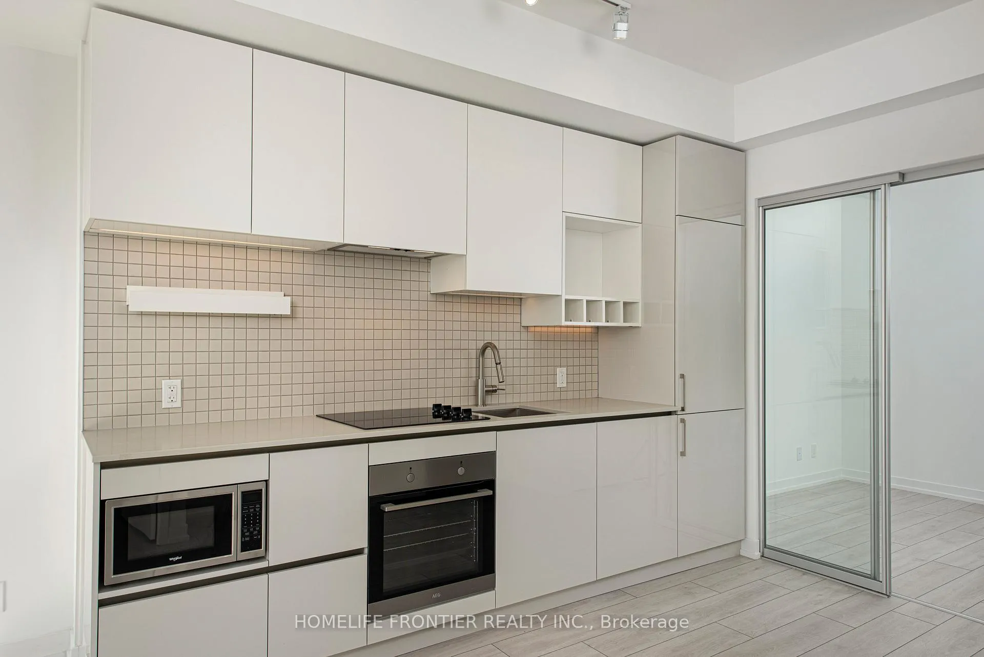 Photo 8 of Unit 4706, 5 Buttermill Avenue, Vaughan, Vaughan Corporate Centre — HOMEH