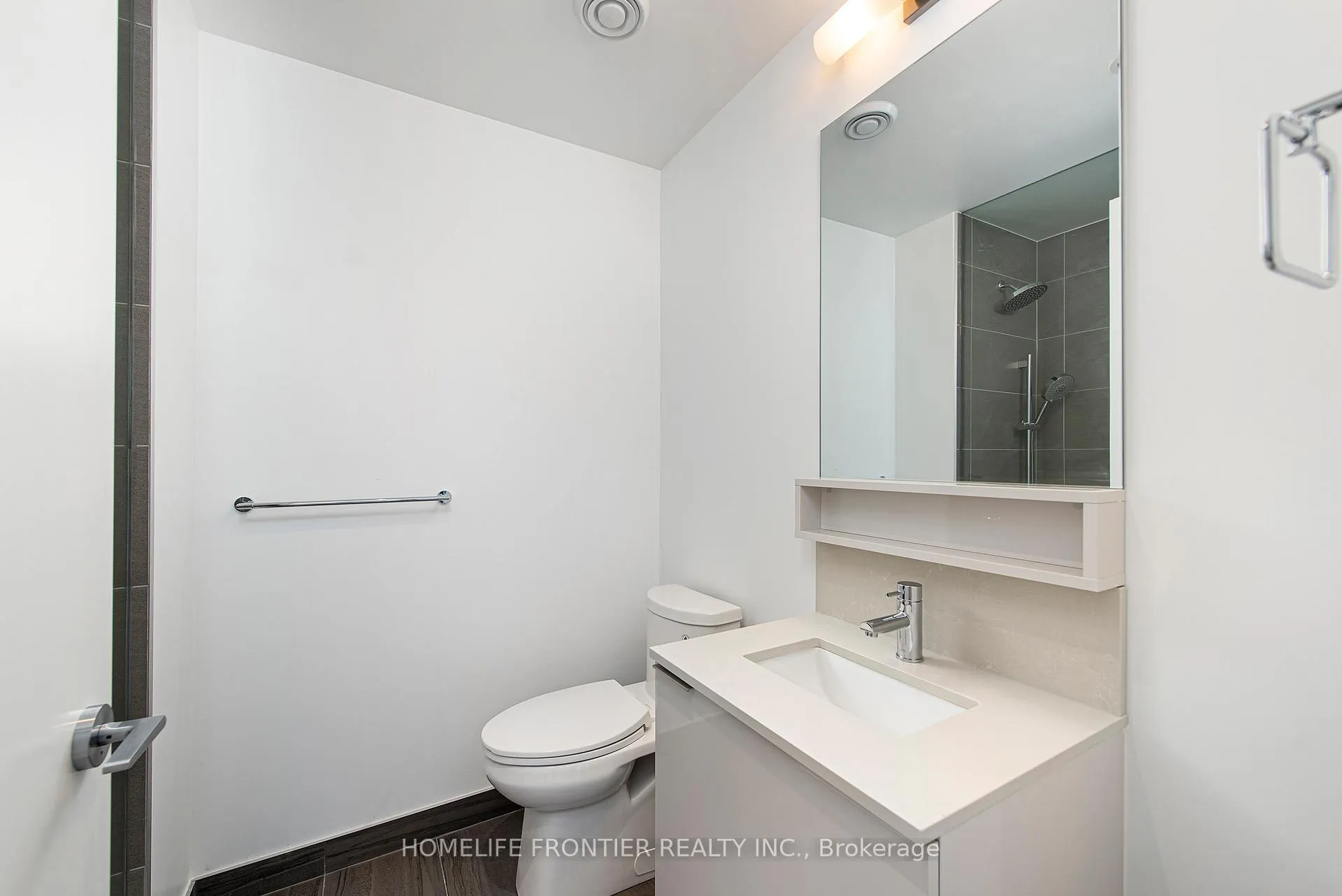 Photo 15 of Unit 4706, 5 Buttermill Avenue, Vaughan, Vaughan Corporate Centre — HOMEH