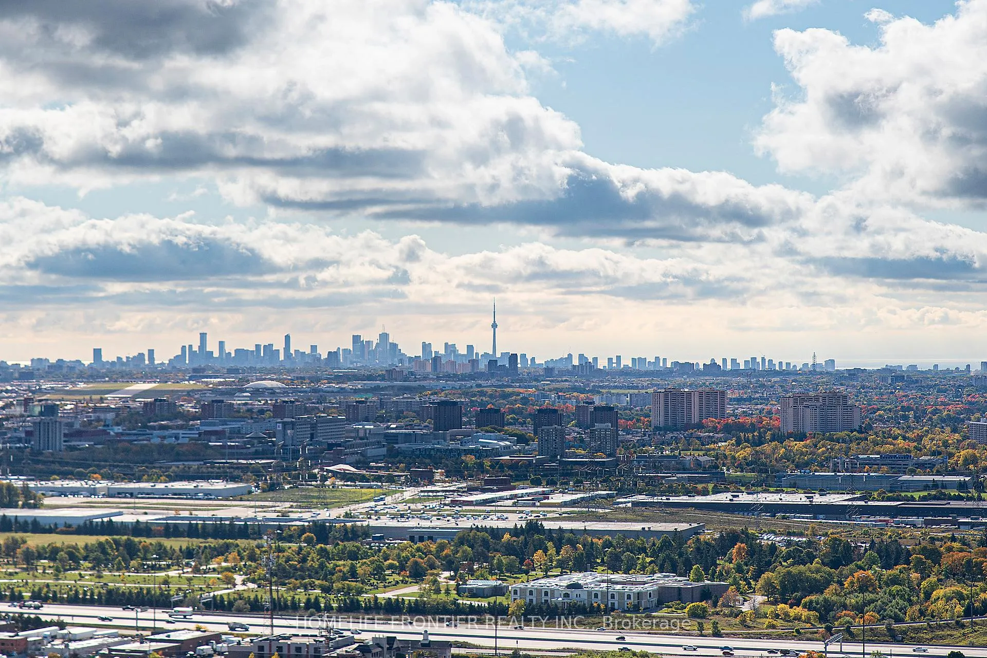 Photo 18 of Unit 4706, 5 Buttermill Avenue, Vaughan, Vaughan Corporate Centre — HOMEH