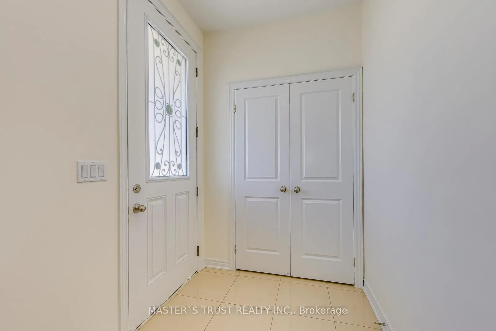 Photo 5 of 3075 Neyagawa Boulevard, Oakville, Glenorchy — HOMEH