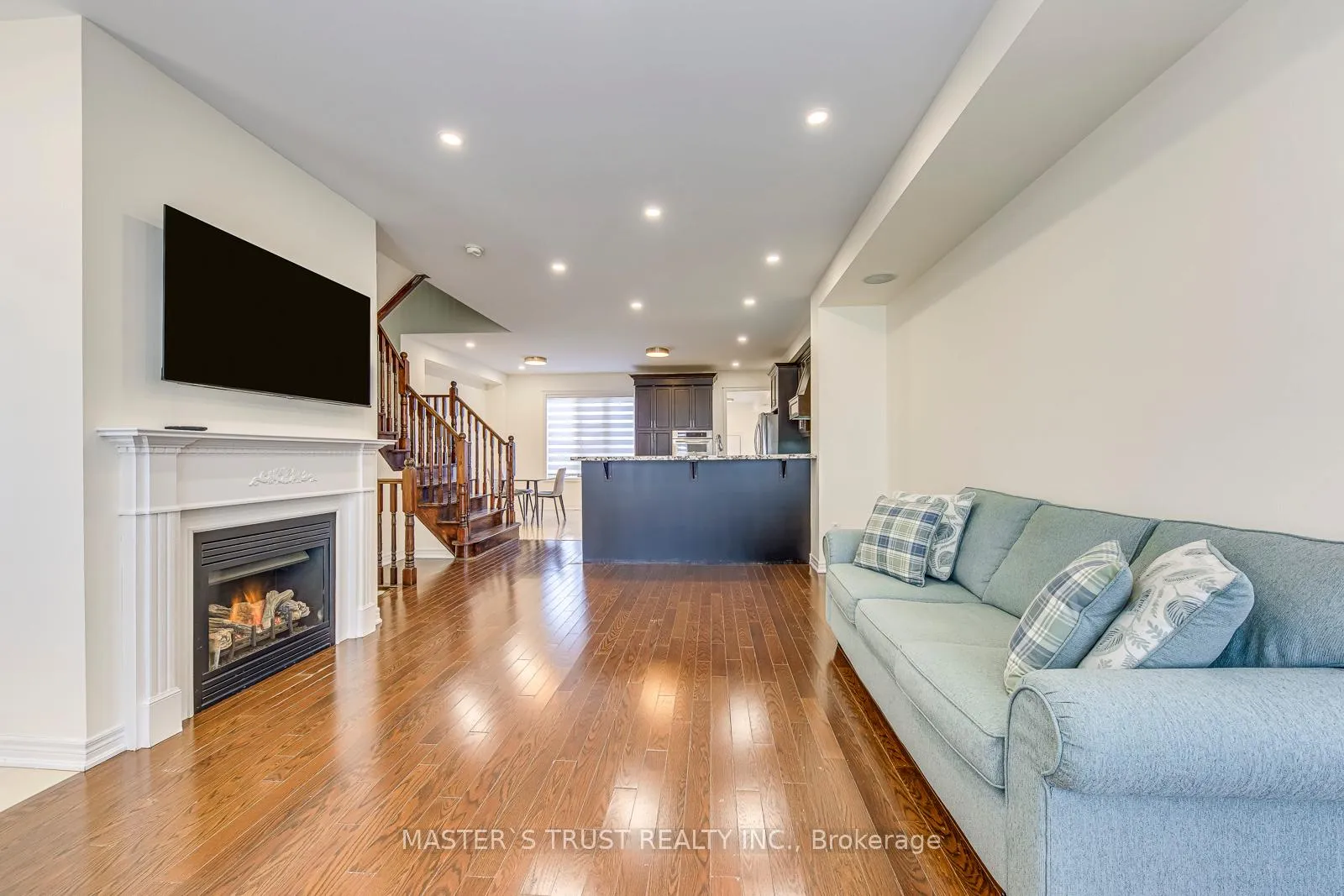 Photo 9 of 3075 Neyagawa Boulevard, Oakville, Glenorchy — HOMEH