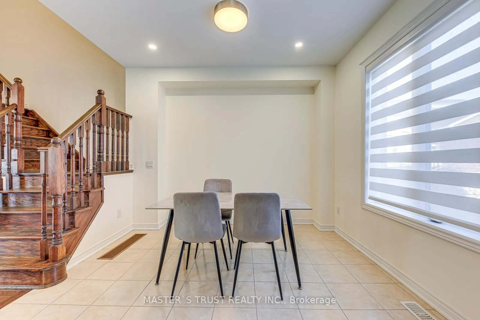 Photo 17 of 3075 Neyagawa Boulevard, Oakville, Glenorchy — HOMEH