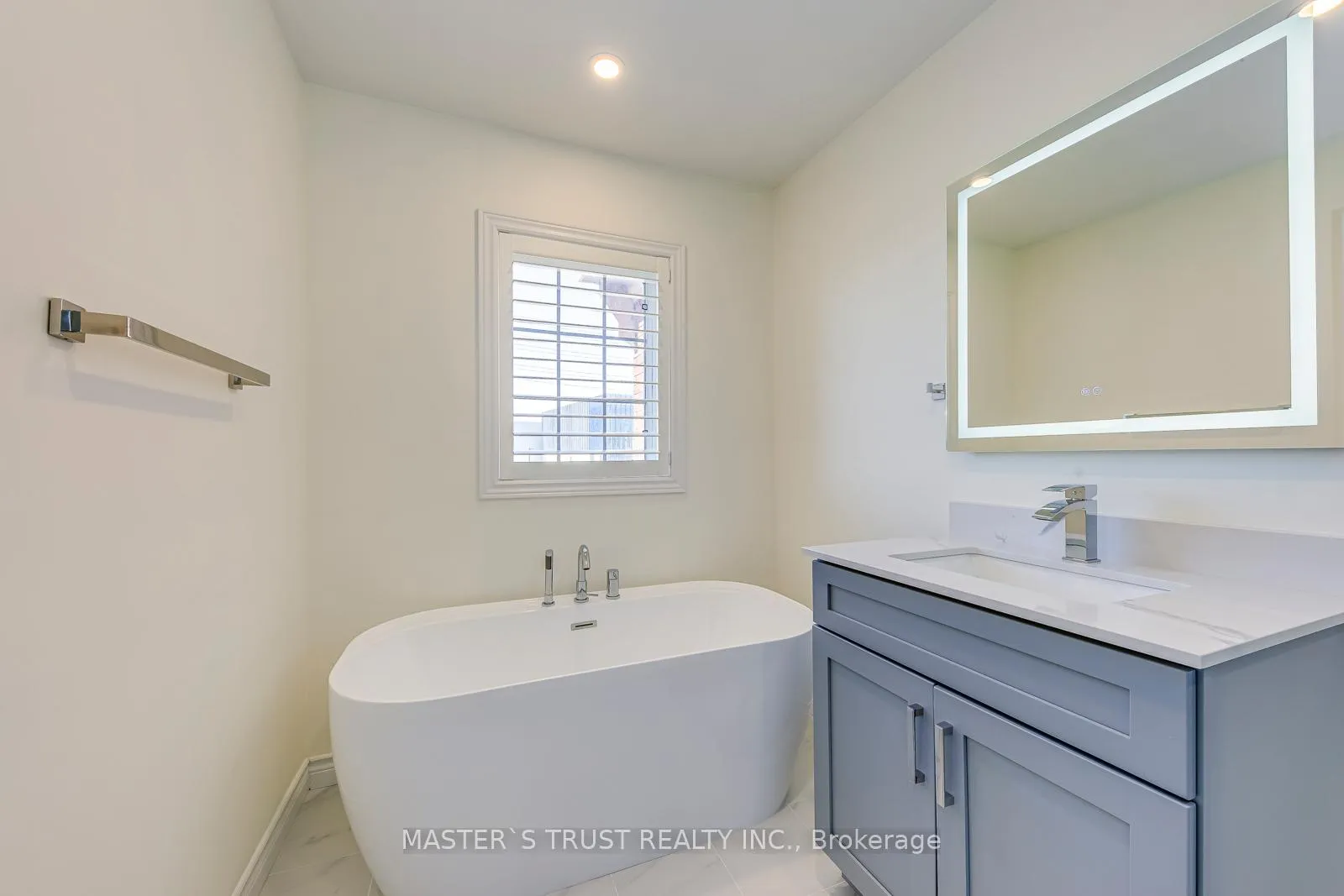 Photo 29 of 3075 Neyagawa Boulevard, Oakville, Glenorchy — HOMEH