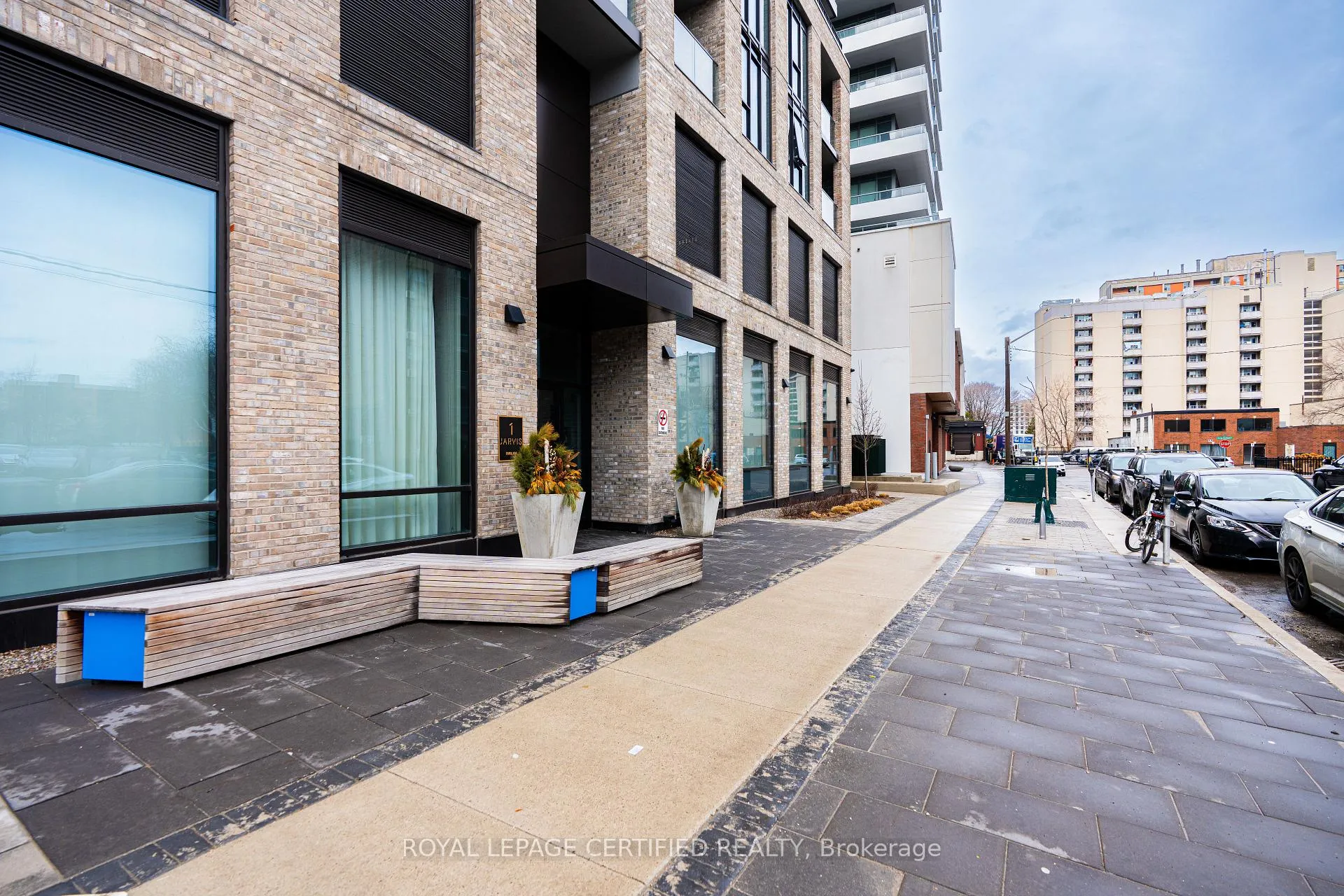 Photo 2 of Unit 1314, 1 Jarvis Street, Hamilton, Beasley — HOMEH