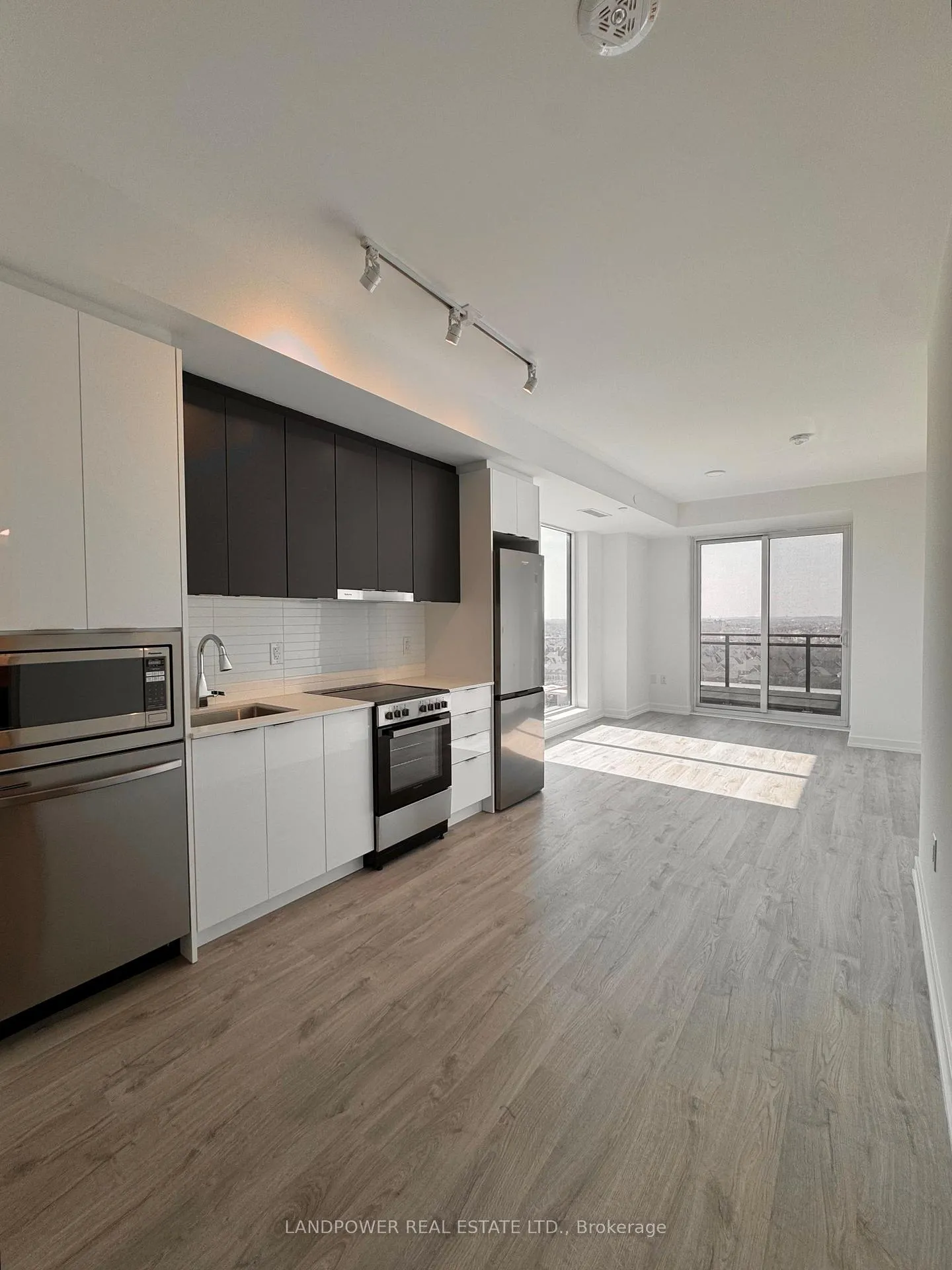 Photo 1 of Unit 1703, 9763 Markham Road, Markham, Greensborough — HOMEH