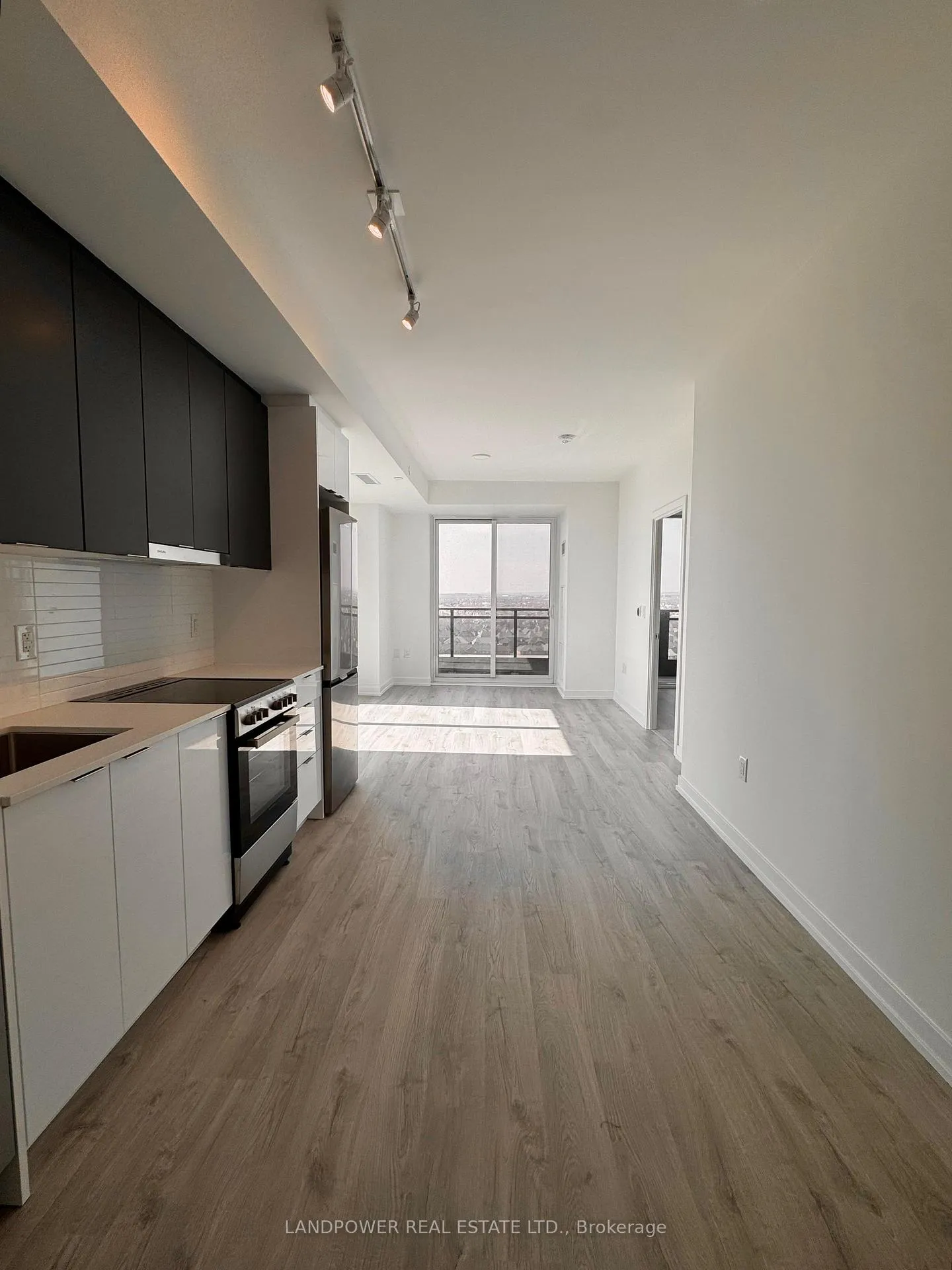 Photo 2 of Unit 1703, 9763 Markham Road, Markham, Greensborough — HOMEH