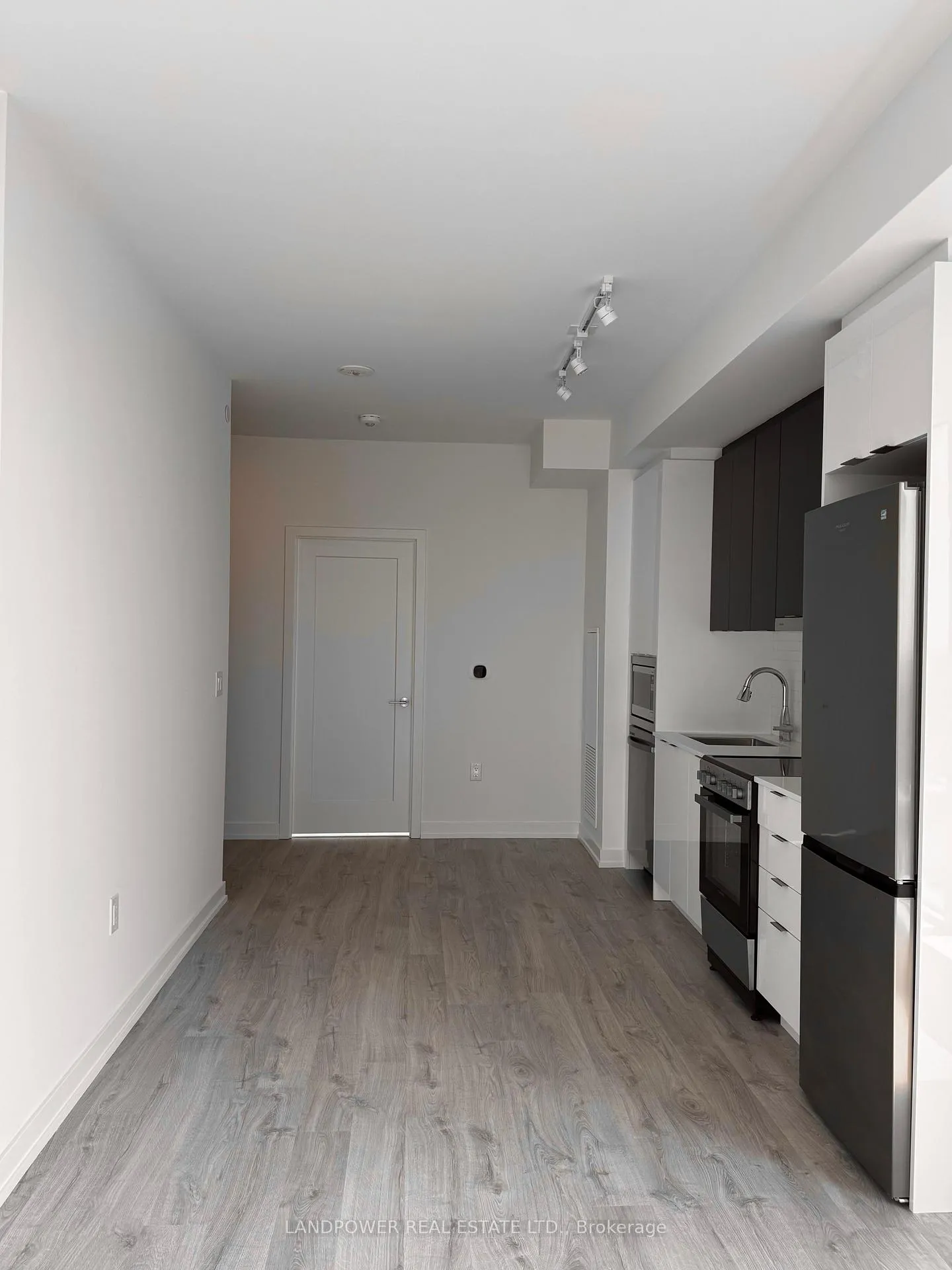Photo 10 of Unit 1703, 9763 Markham Road, Markham, Greensborough — HOMEH