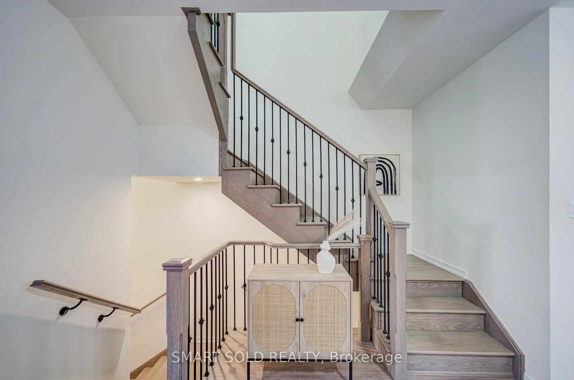 Photo 7 of 25 Origin Way, Vaughan, Patterson — HOMEH