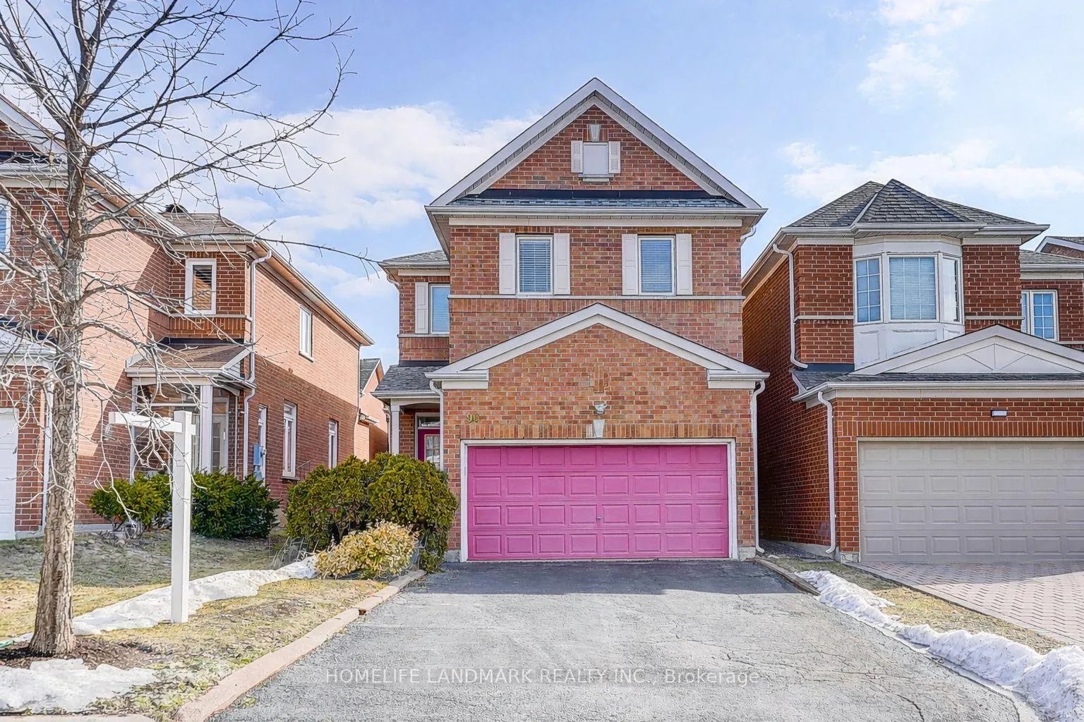 Photo 1 of 90 Snowdon Circle, Markham, Markville — HOMEH