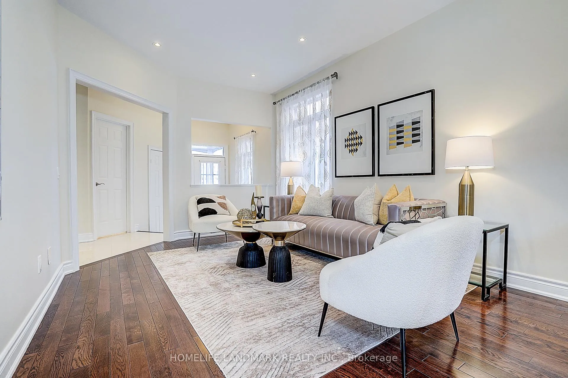 Photo 5 of 90 Snowdon Circle, Markham, Markville — HOMEH