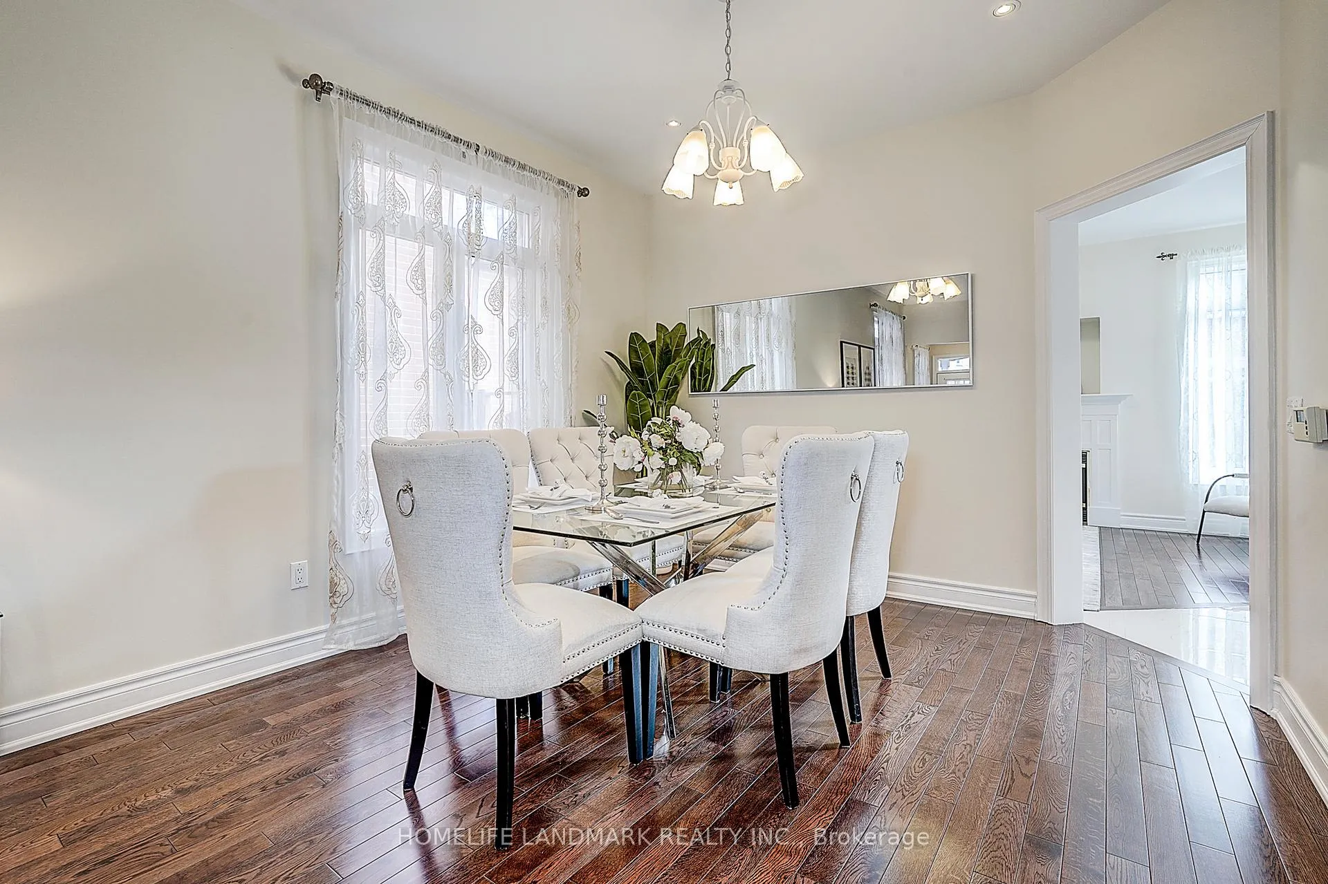 Photo 8 of 90 Snowdon Circle, Markham, Markville — HOMEH