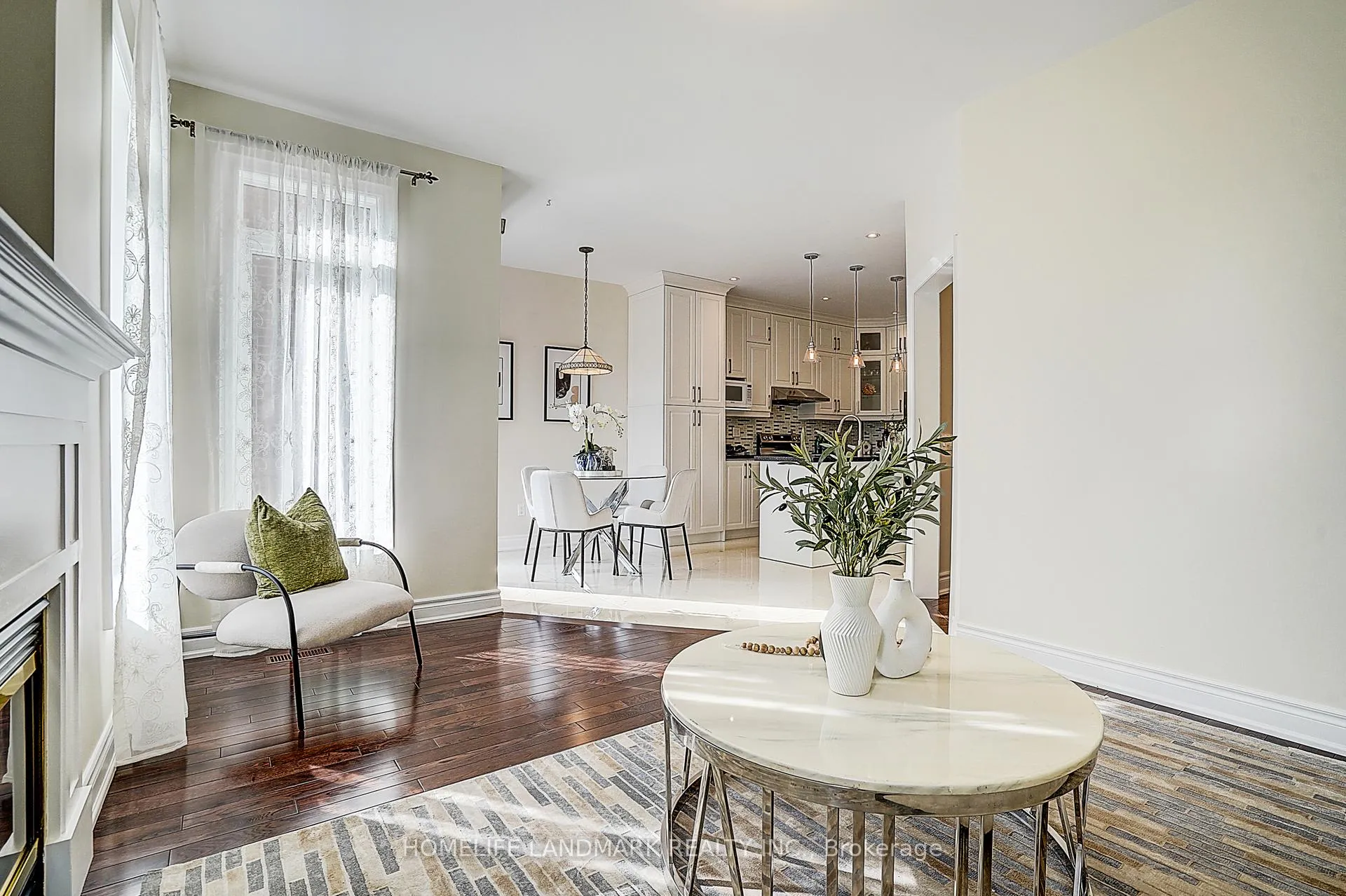 Photo 13 of 90 Snowdon Circle, Markham, Markville — HOMEH