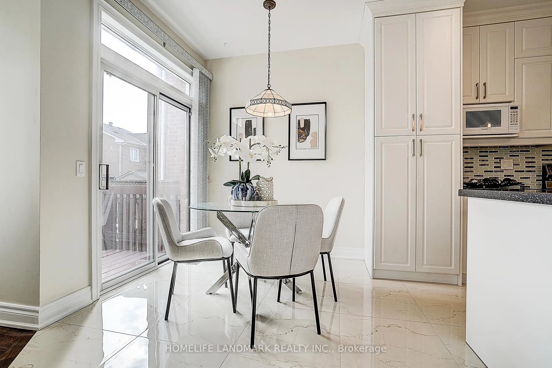 Photo 16 of 90 Snowdon Circle, Markham, Markville — HOMEH