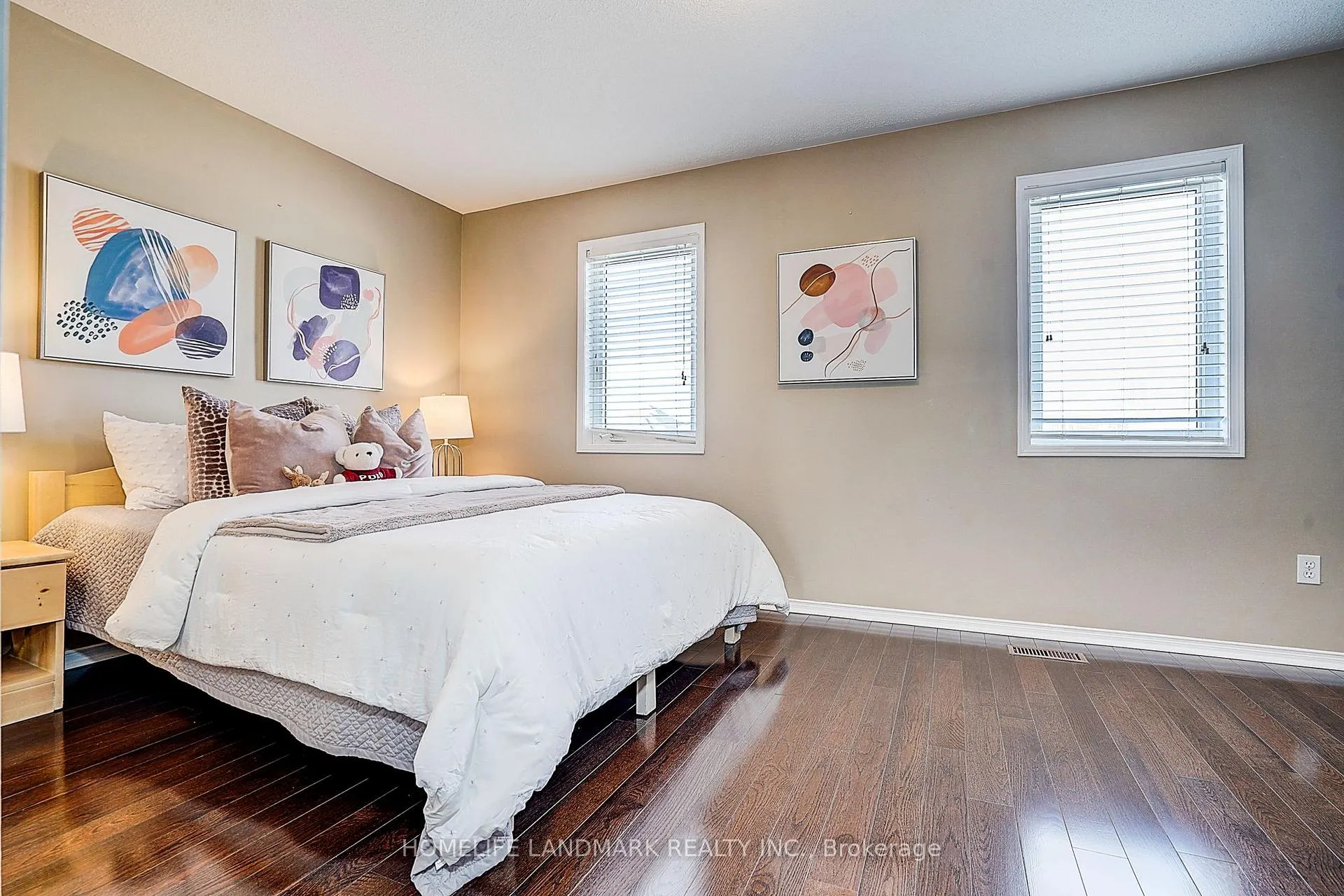 Photo 36 of 90 Snowdon Circle, Markham, Markville — HOMEH