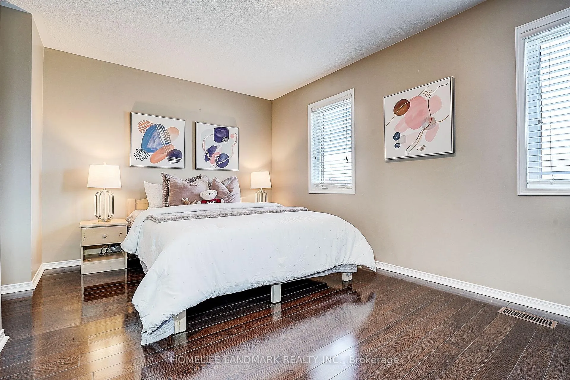 Photo 37 of 90 Snowdon Circle, Markham, Markville — HOMEH