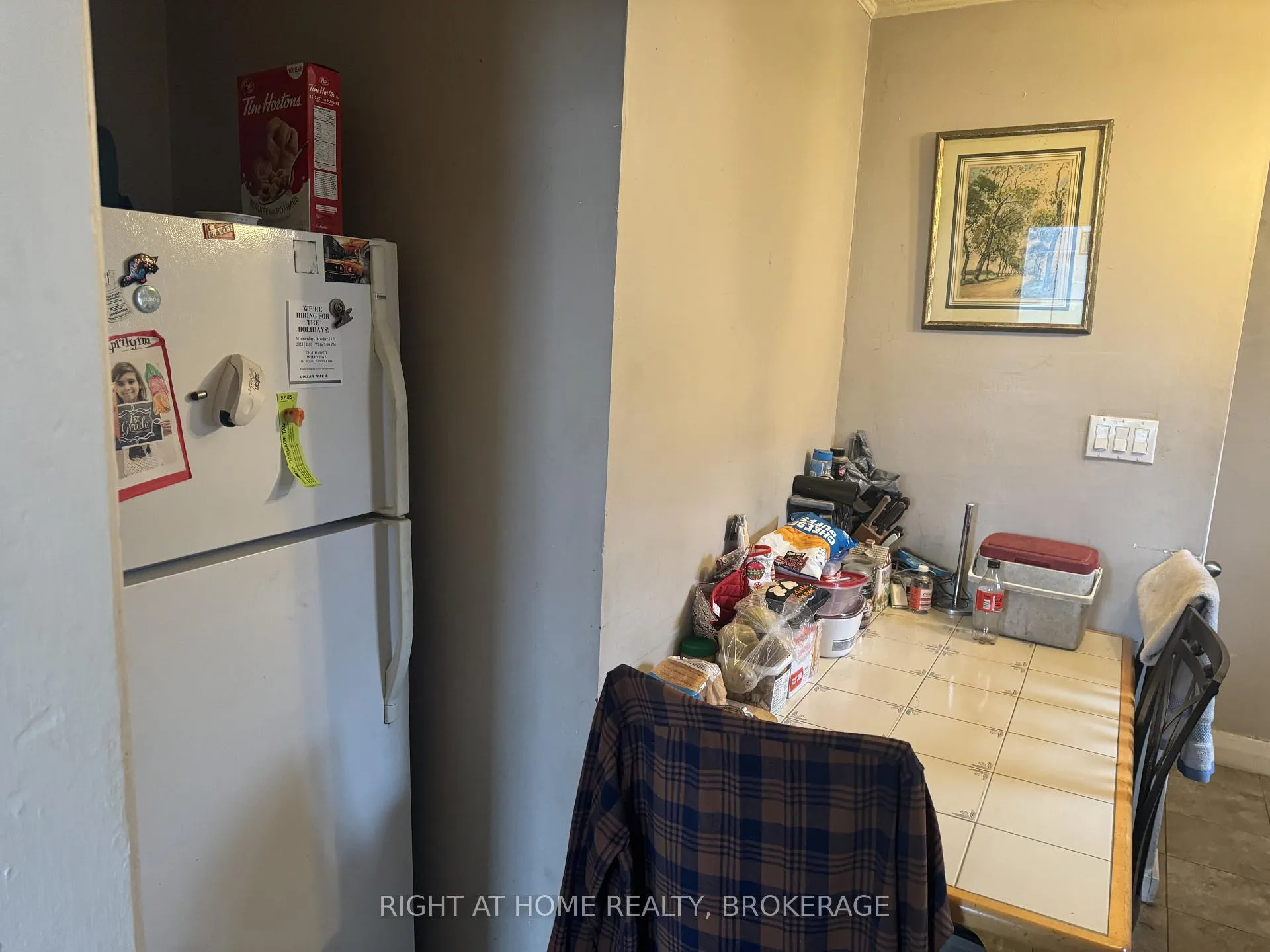 Photo 5 of 6360 Mcleod Road, Niagara Falls, Oldfield — HOMEH