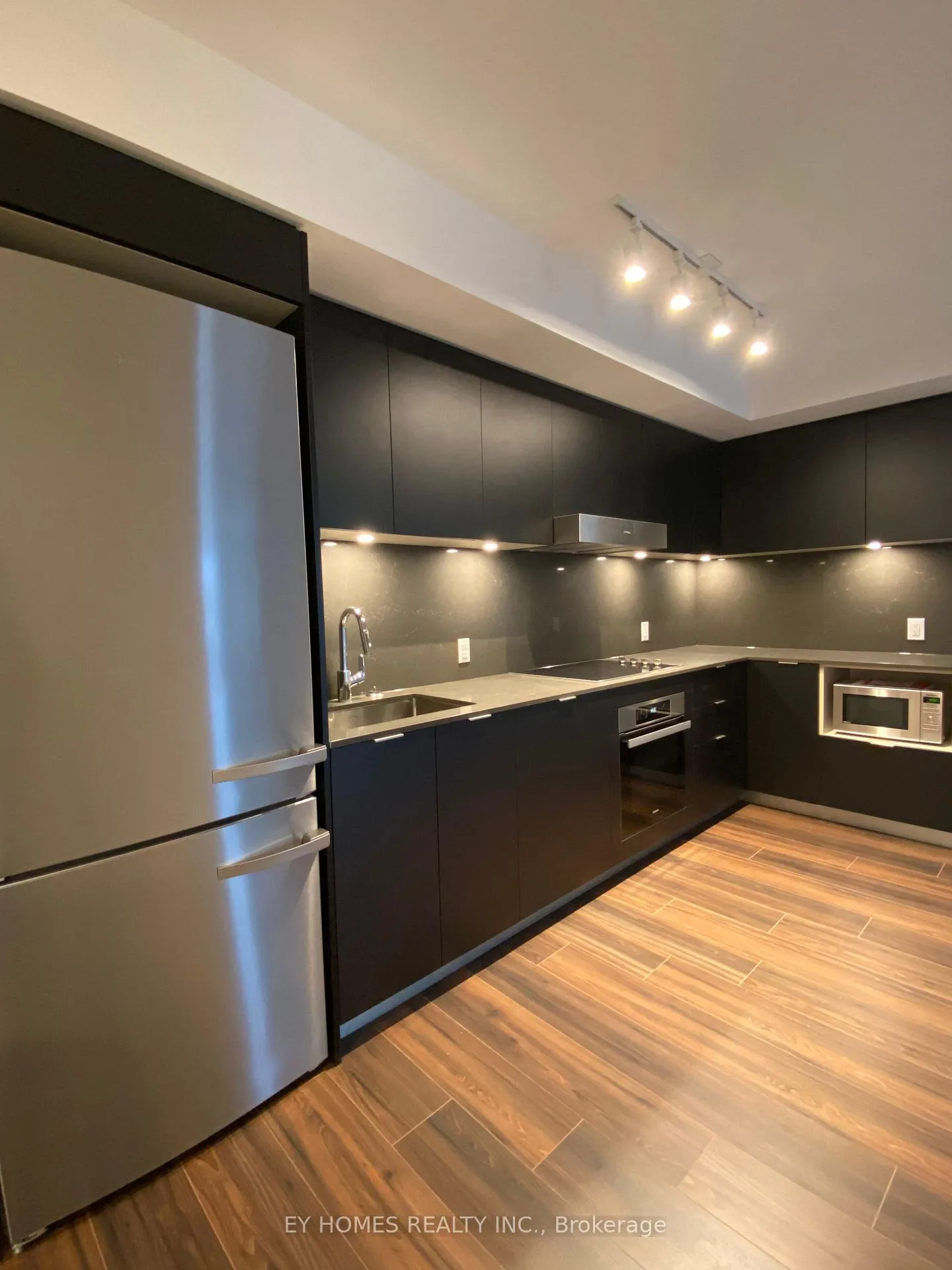 Photo 5 of 9 Clegg Road, Markham, Unionville — HOMEH