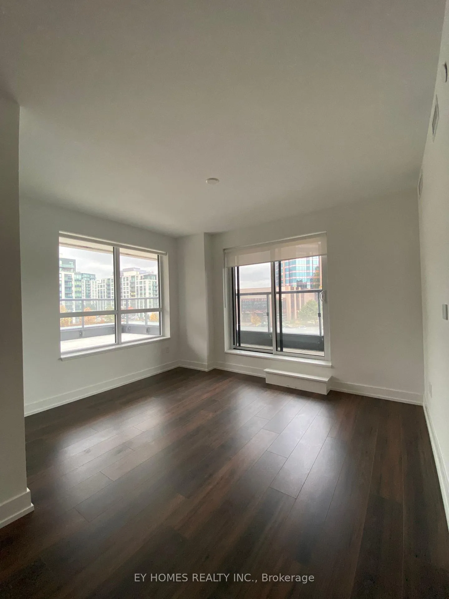 Photo 10 of 9 Clegg Road, Markham, Unionville — HOMEH