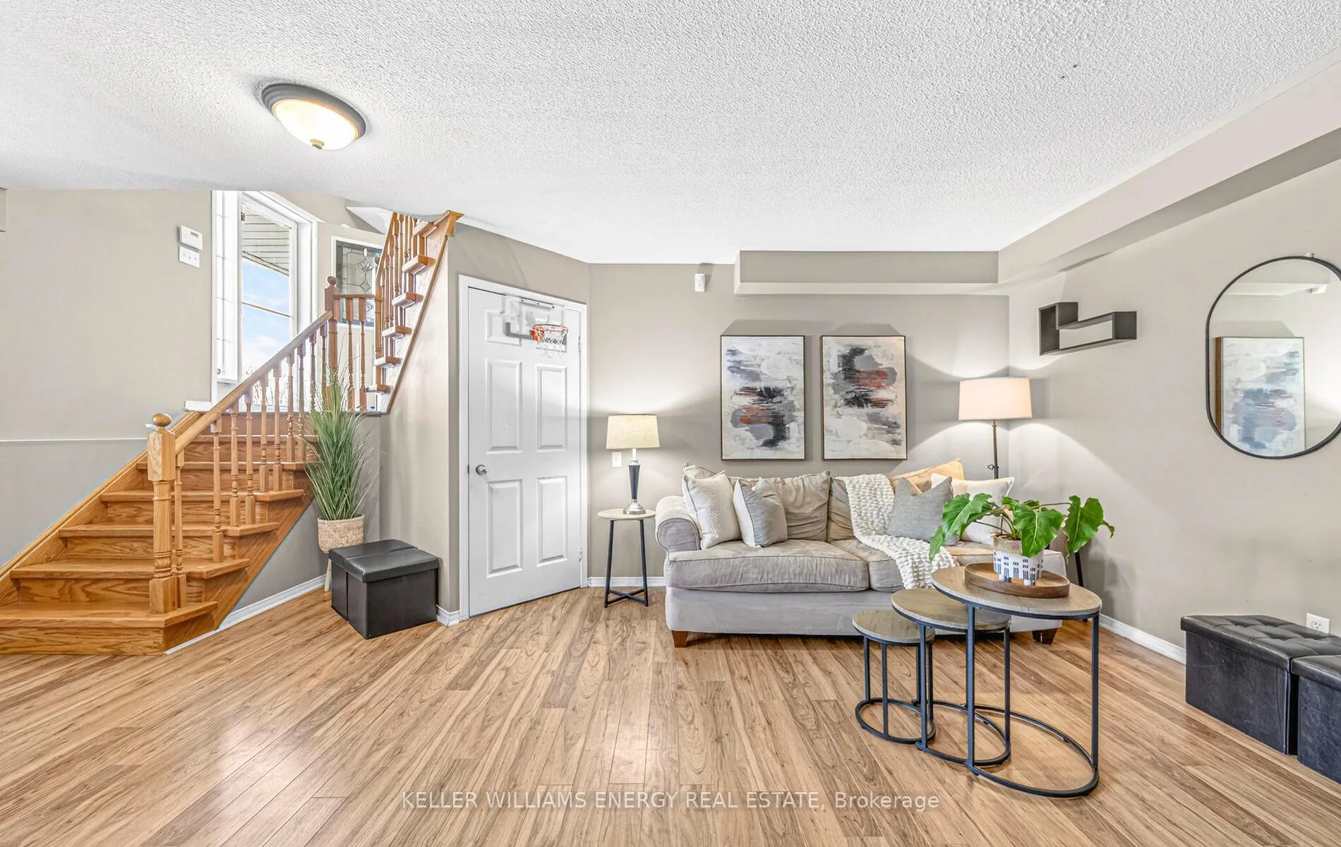 Photo 17 of 66 Booth Crescent, Ajax, Central — HOMEH