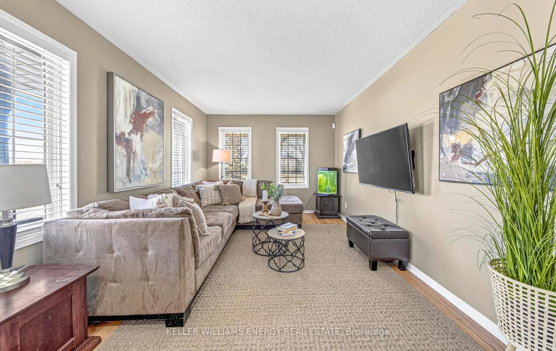 Photo 20 of 66 Booth Crescent, Ajax, Central — HOMEH