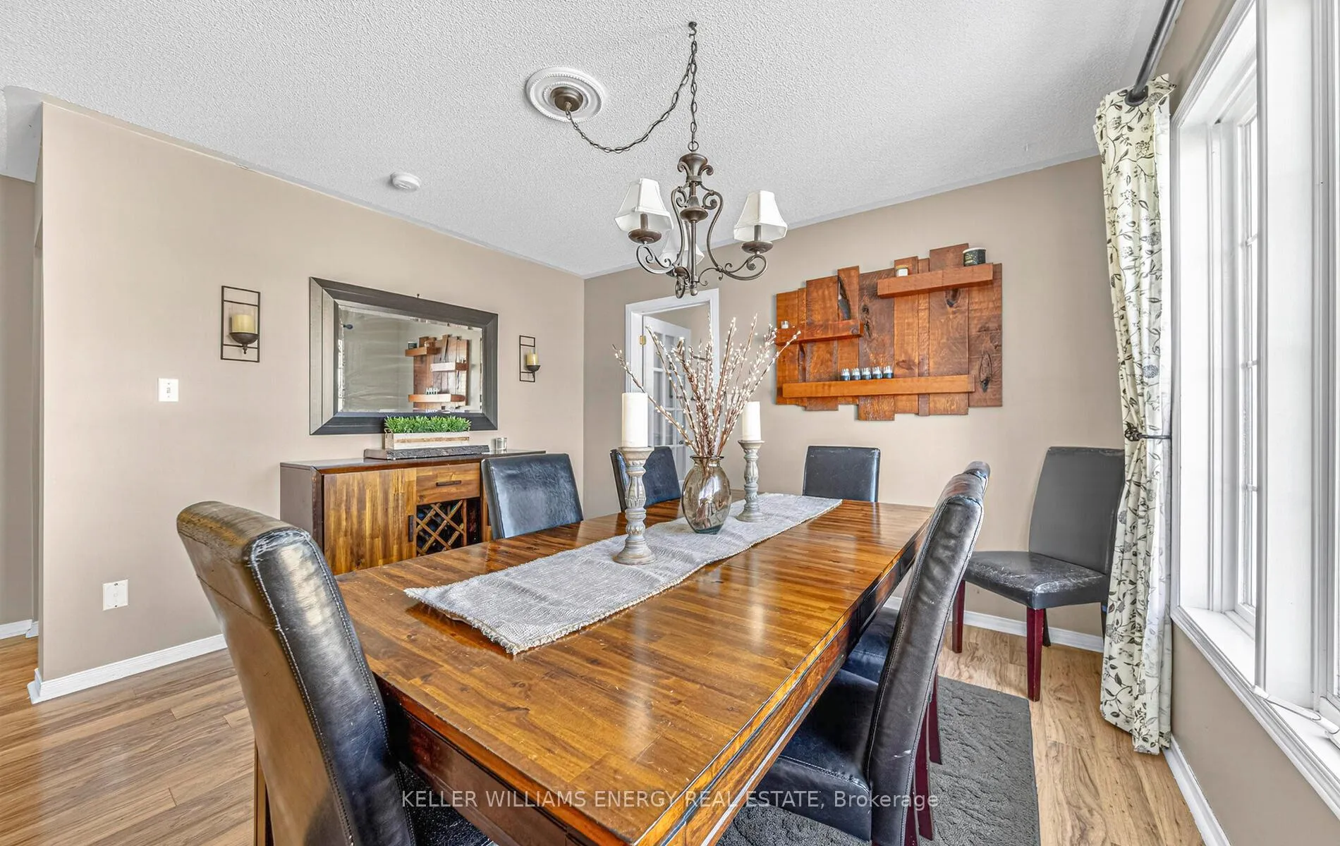 Photo 25 of 66 Booth Crescent, Ajax, Central — HOMEH