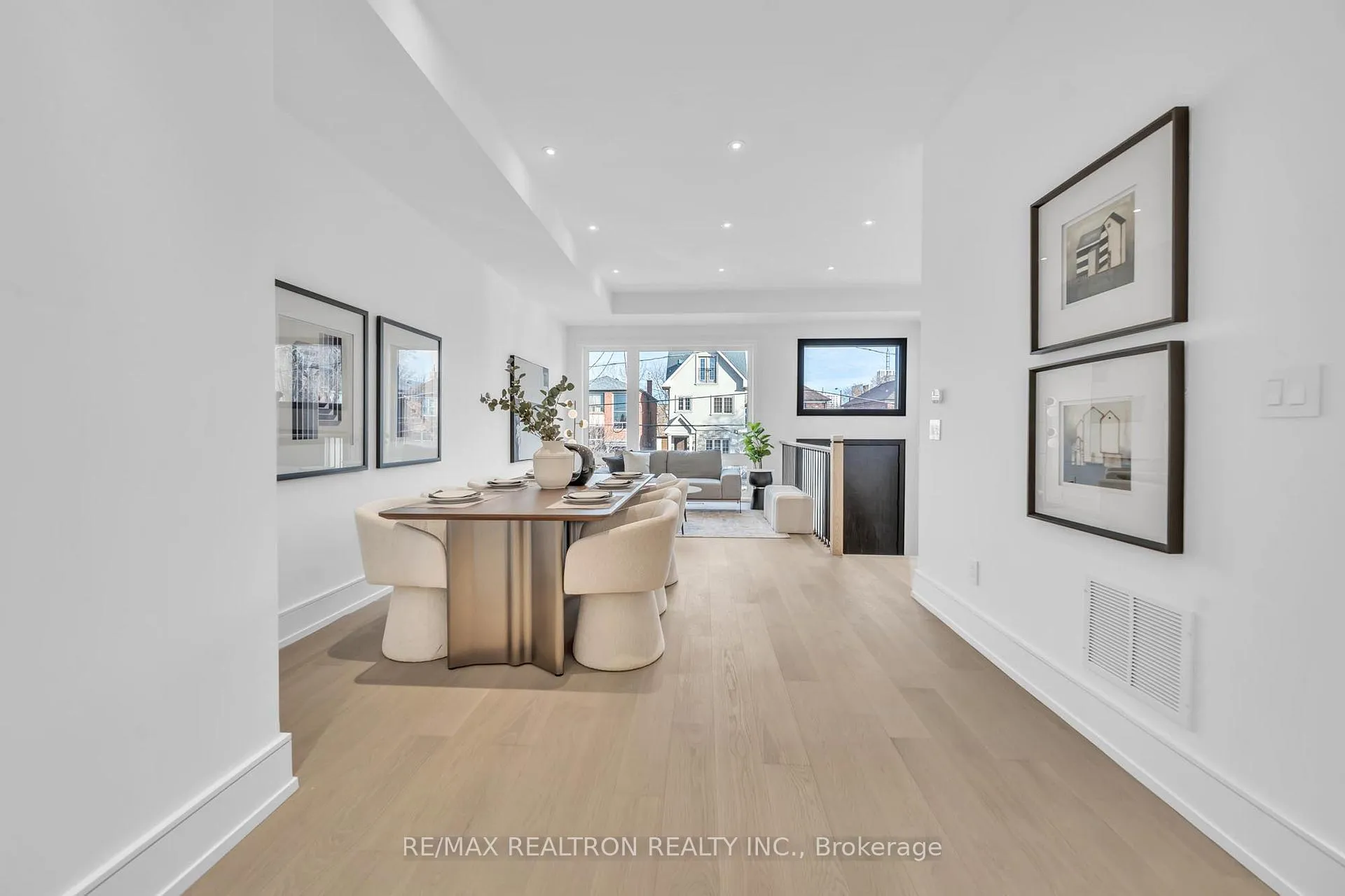 Photo 7 of 17 Lanark Avenue, Toronto, Oakwood Village — HOMEH