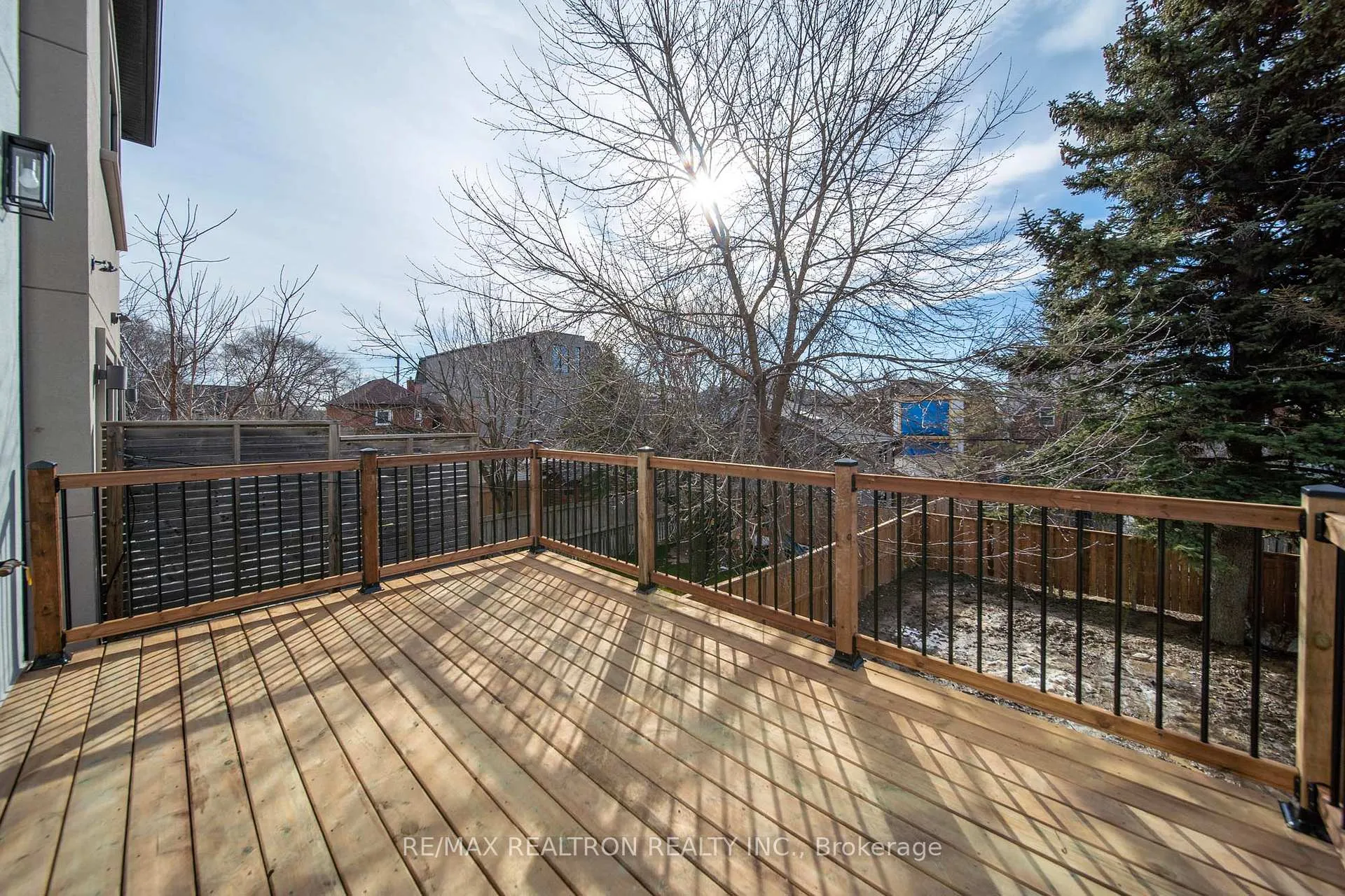 Photo 19 of 17 Lanark Avenue, Toronto, Oakwood Village — HOMEH