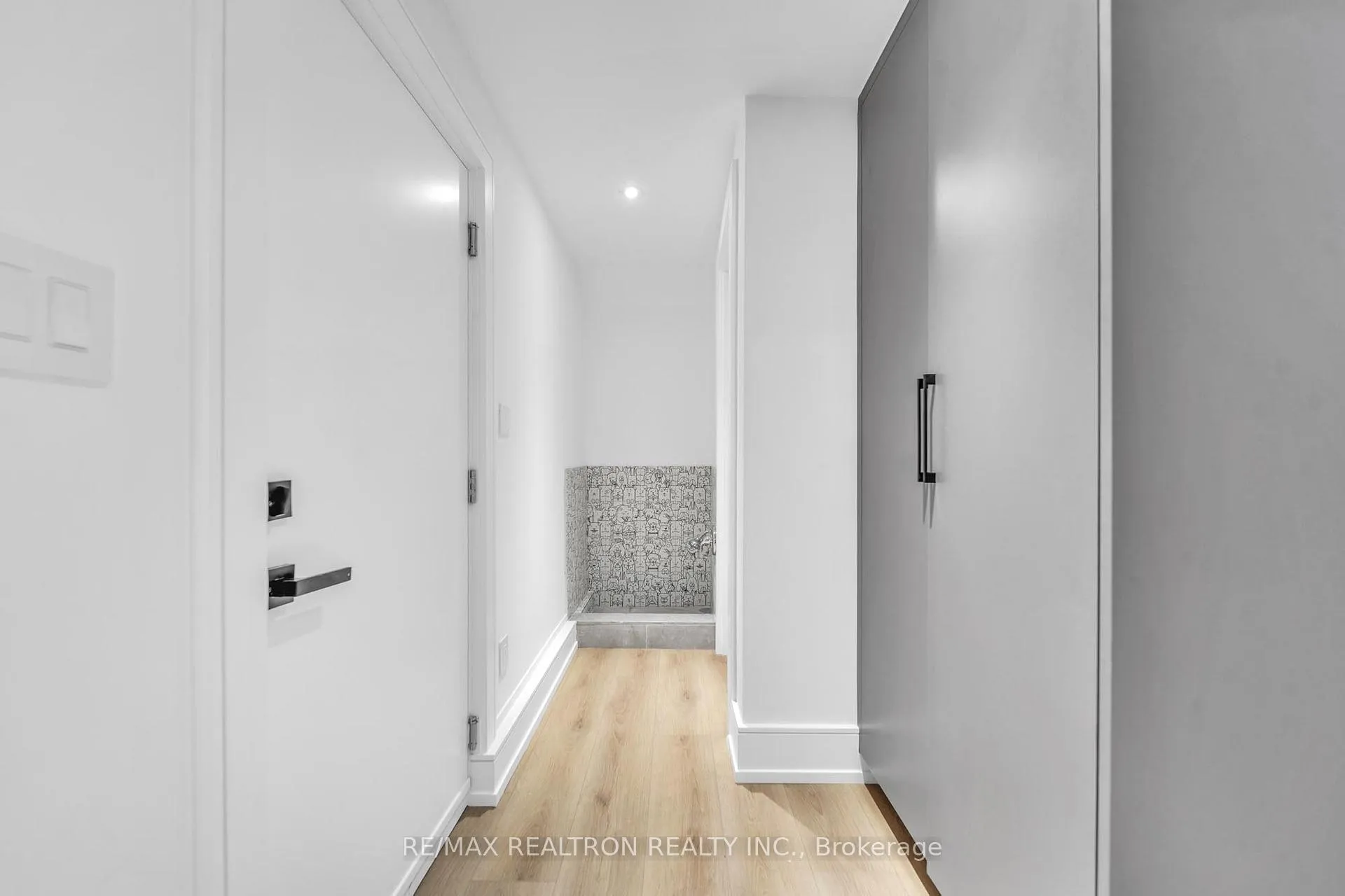Photo 35 of 17 Lanark Avenue, Toronto, Oakwood Village — HOMEH