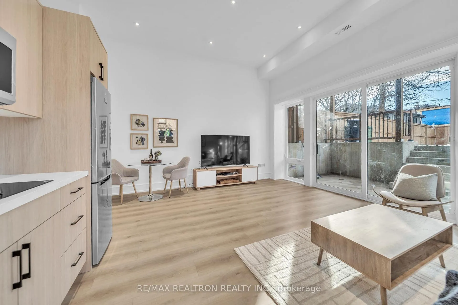 Photo 38 of 17 Lanark Avenue, Toronto, Oakwood Village — HOMEH
