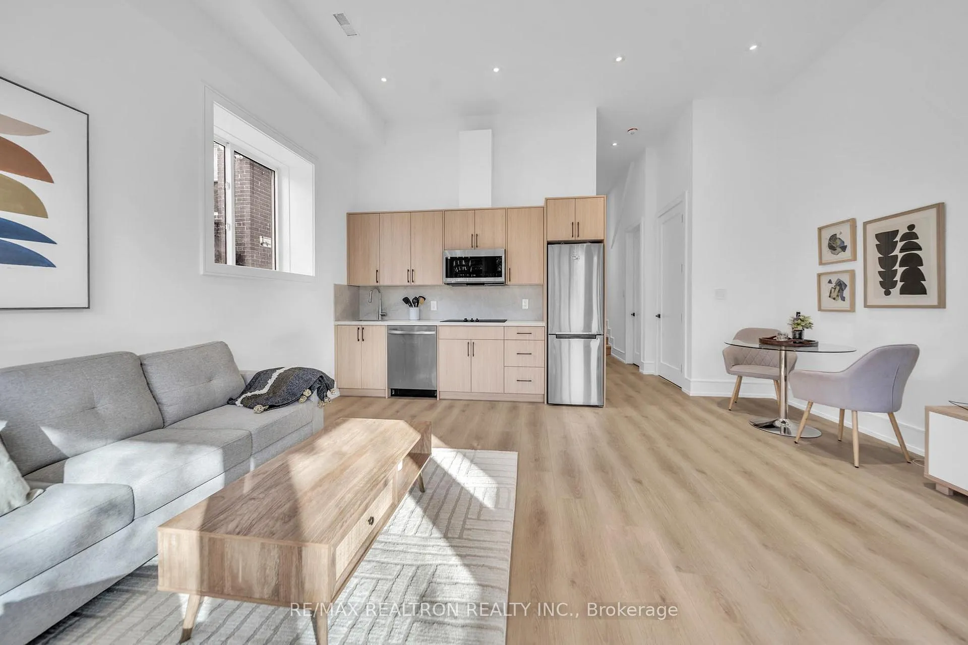 Photo 40 of 17 Lanark Avenue, Toronto, Oakwood Village — HOMEH