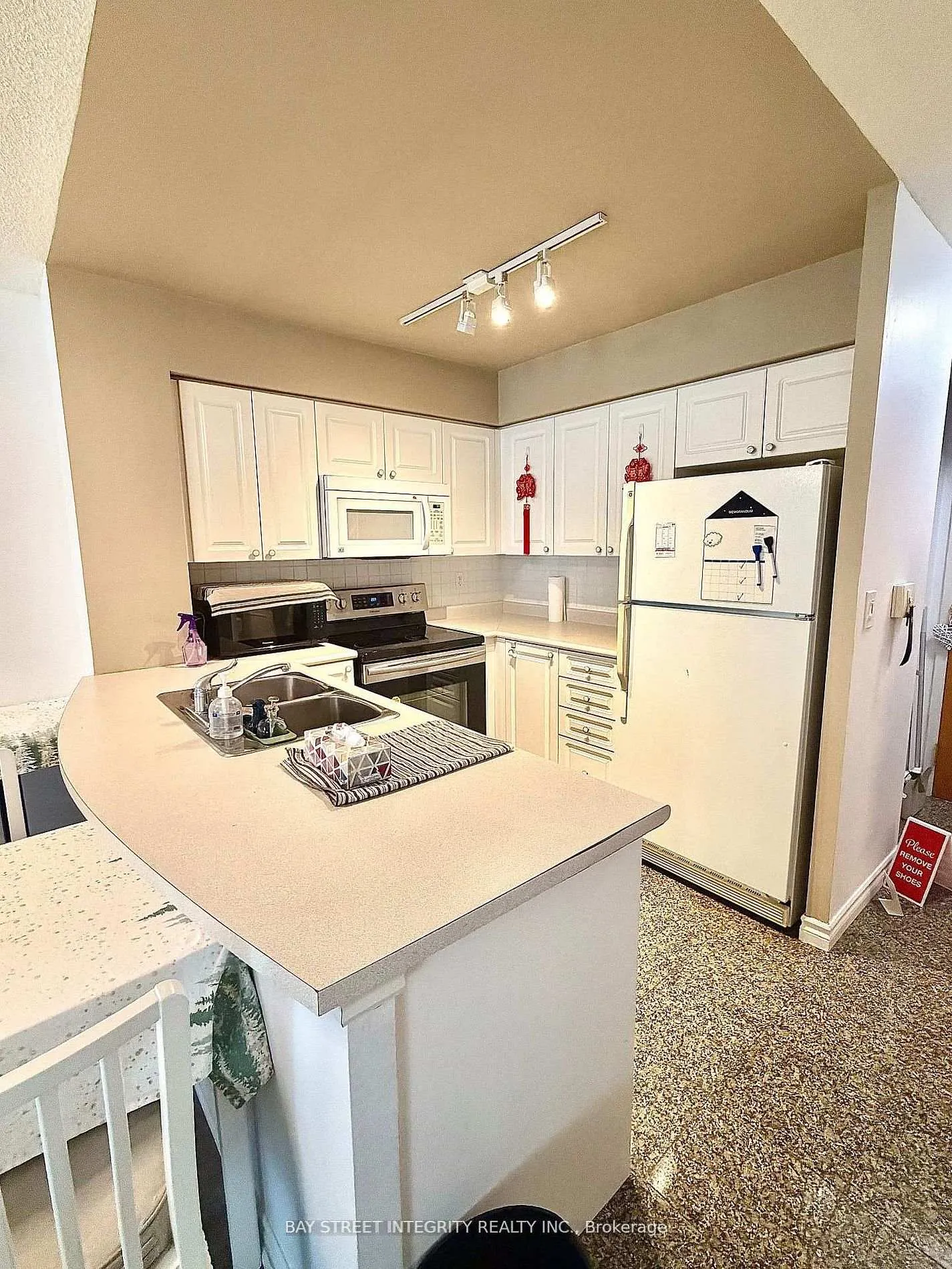Photo 2 of Unit 1203, 30 Hayden Street, Toronto, Church-Yonge Corridor — HOMEH
