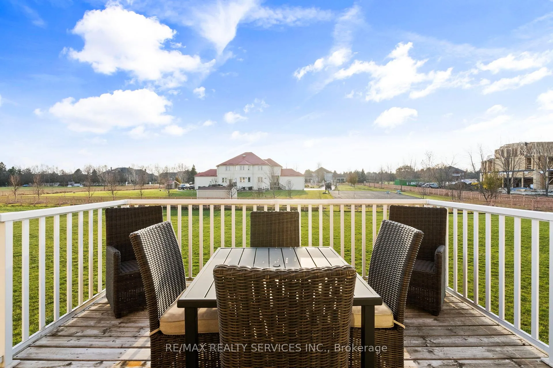 Photo 39 of 5 Farina Drive, Brampton, Toronto Gore Rural Estate — HOMEH