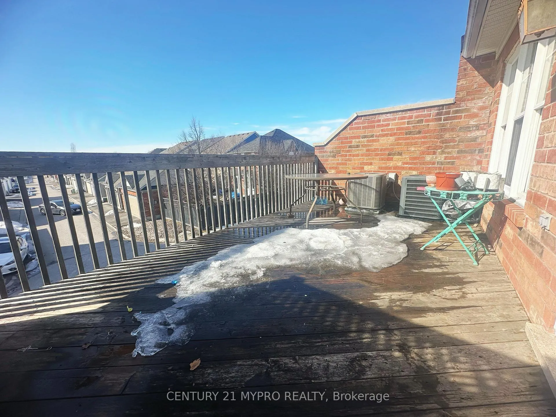 Photo 15 of Unit Upper#1, 2725 Bur Oak Avenue, Markham, Cornell — HOMEH