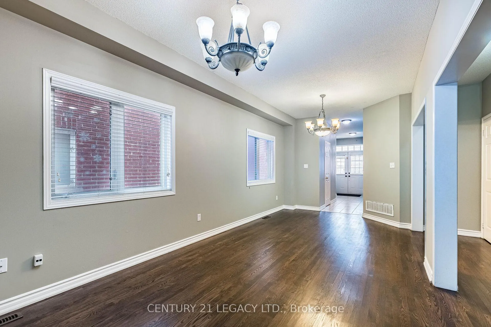 Photo 7 of 21 Kilrea Way, Brampton, Credit Valley — HOMEH